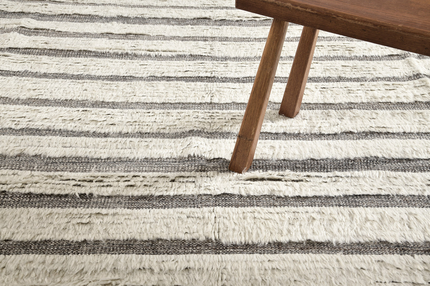Modern Rug Image 10082 Shipca, Haute Bohemian