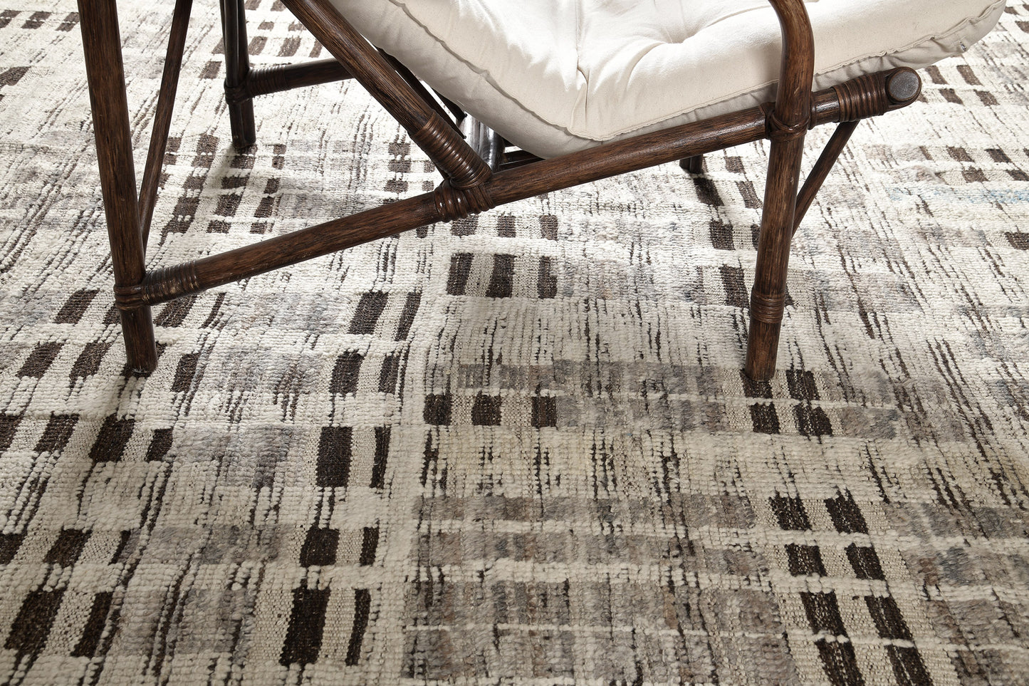 Modern Rug Image 1427 Bacatta, Atlas Collection, Seasons