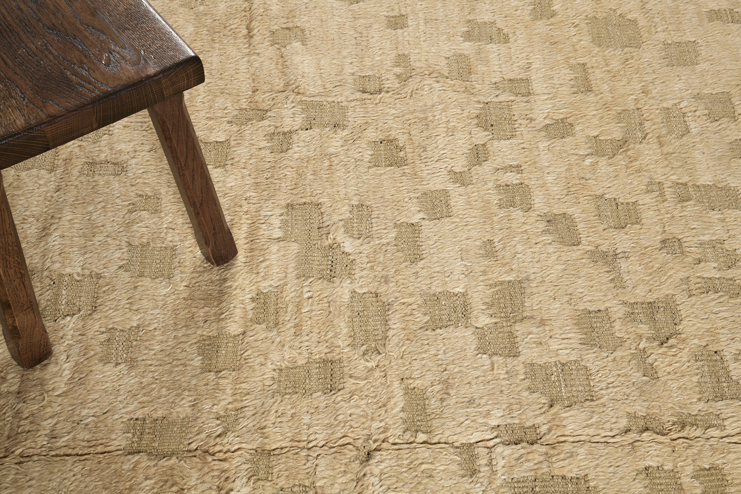 Modern Rug Image 1032 Anaruz, Atlas Collection