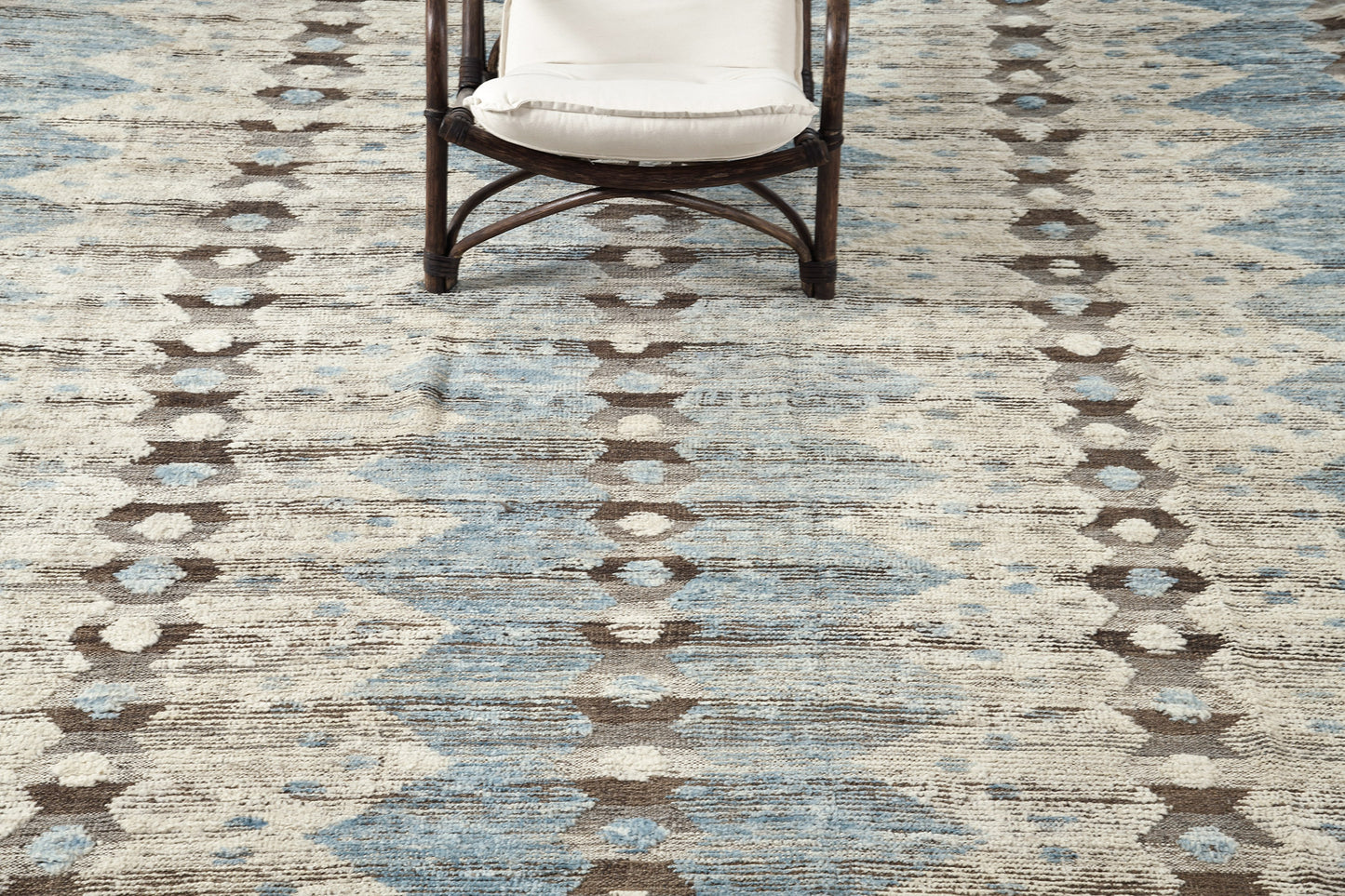 Modern Rug Image 7966 Modlina, Kust Collection, Seasons