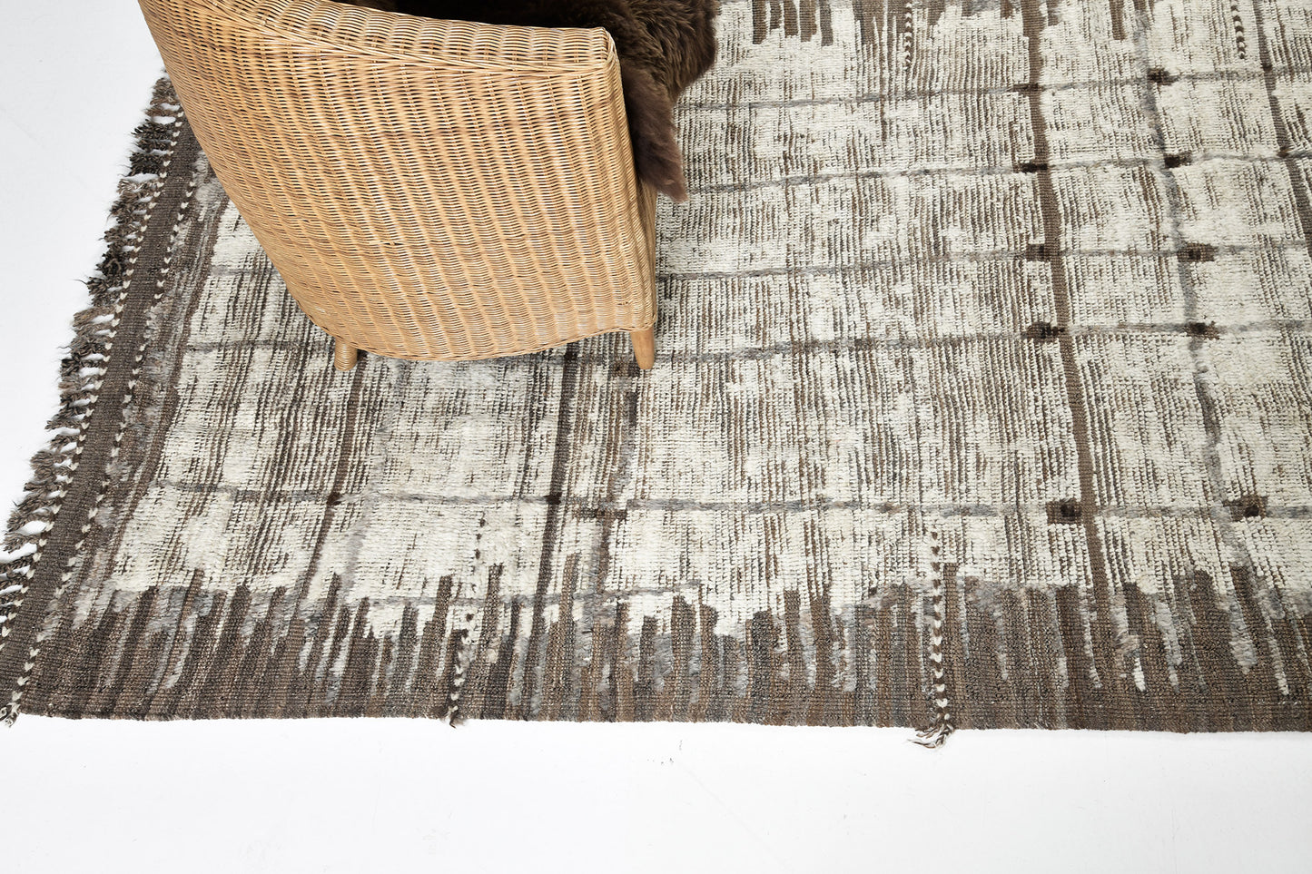 Modern Rug Image 2848 Dassin, Atlas Collection, Seasons
