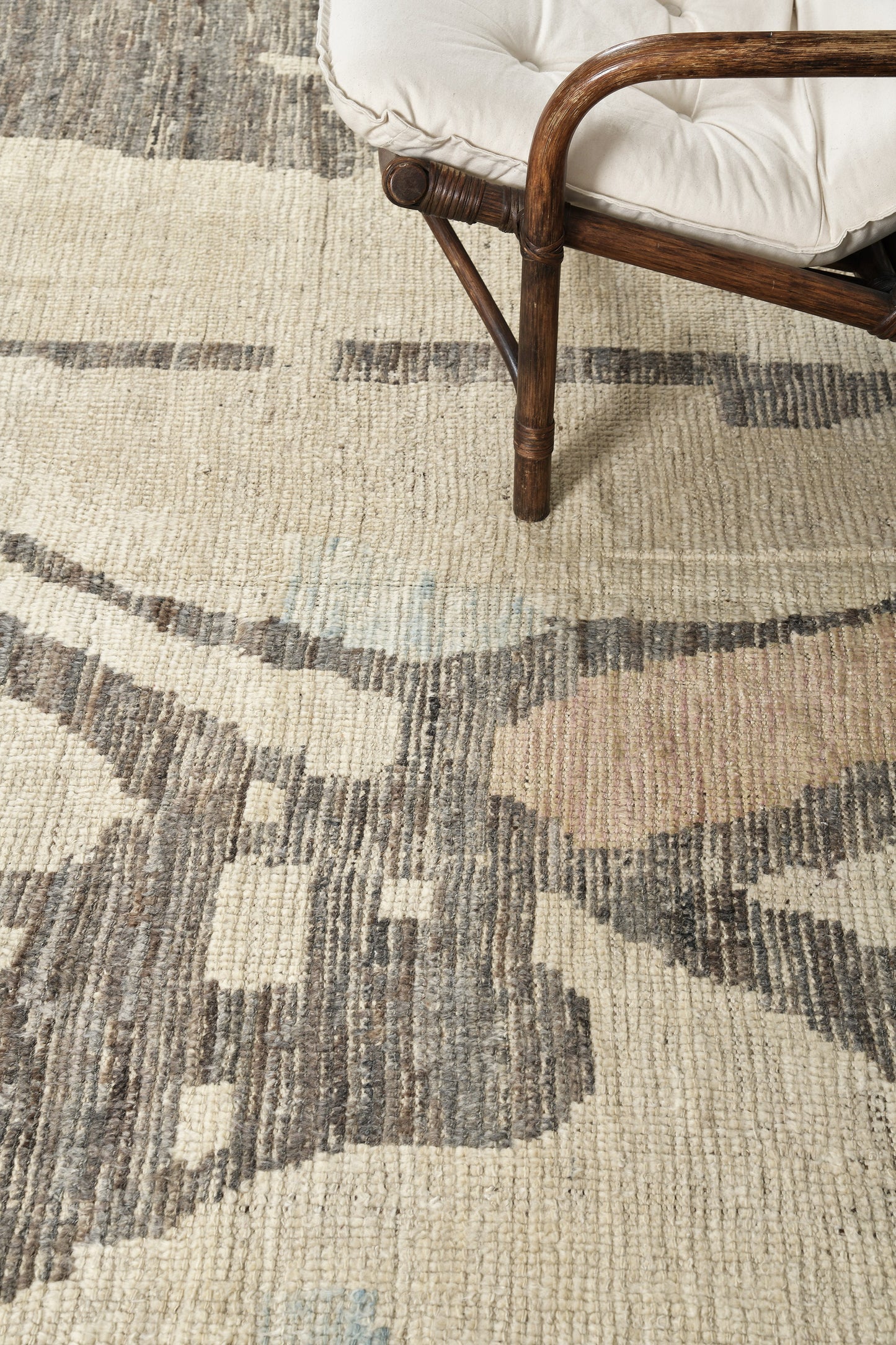 Modern Rug Image 2758 Dakhla, Atlas Collection, Seasons