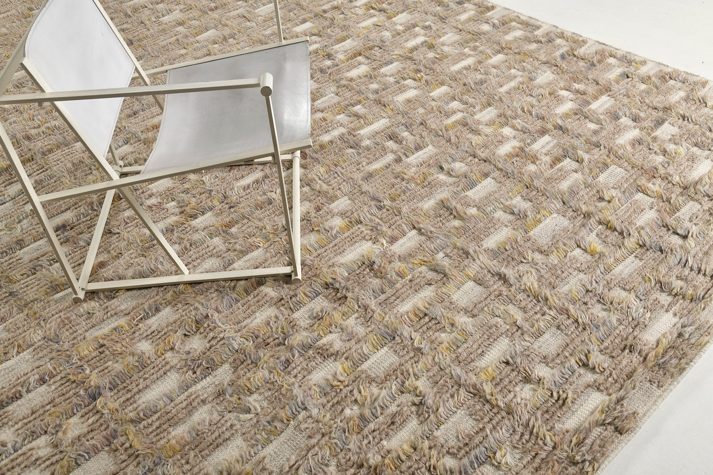 Modern Rug Image 5374 Imana, Sahara Collection