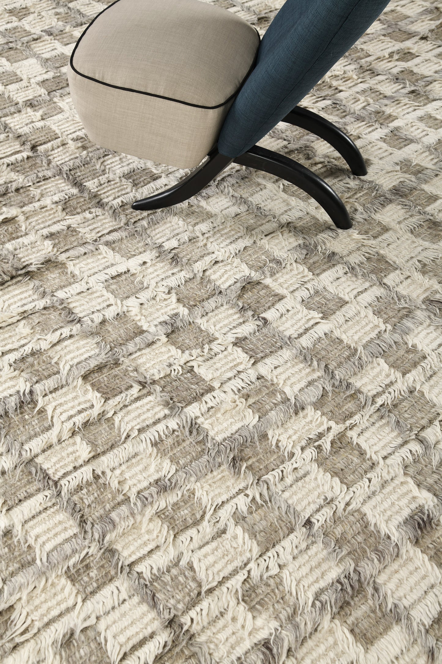 Modern Rug Image 7103 Miha, Sahara Collection