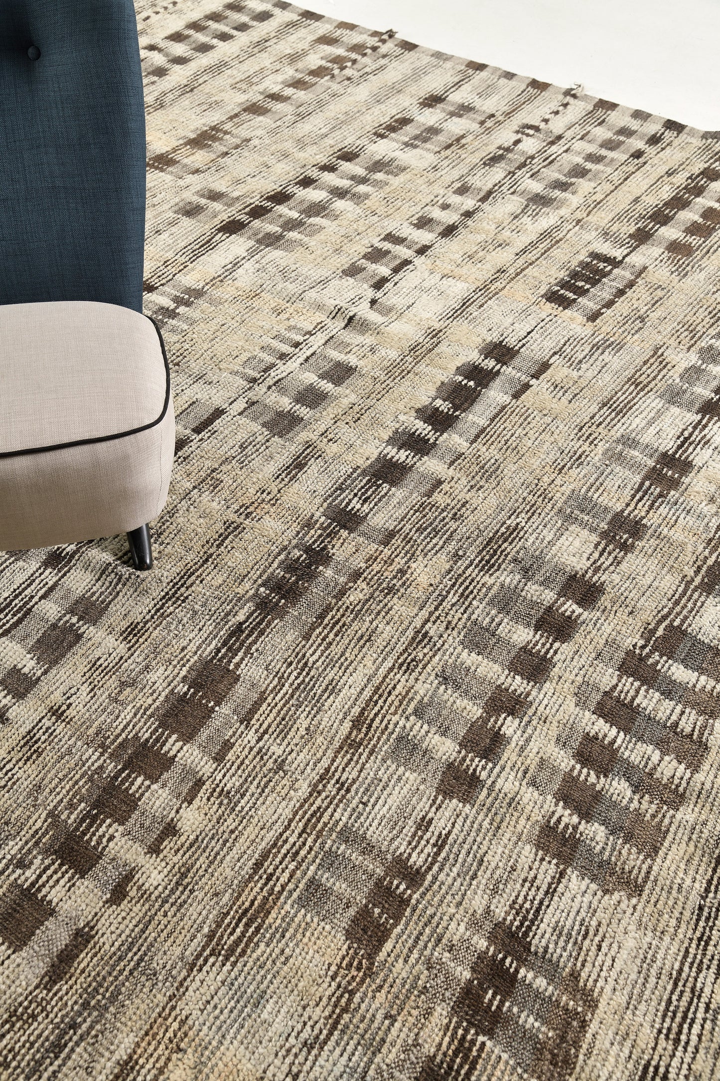 Modern Rug Image 1434 Bacatta, Atlas Collection, Seasons