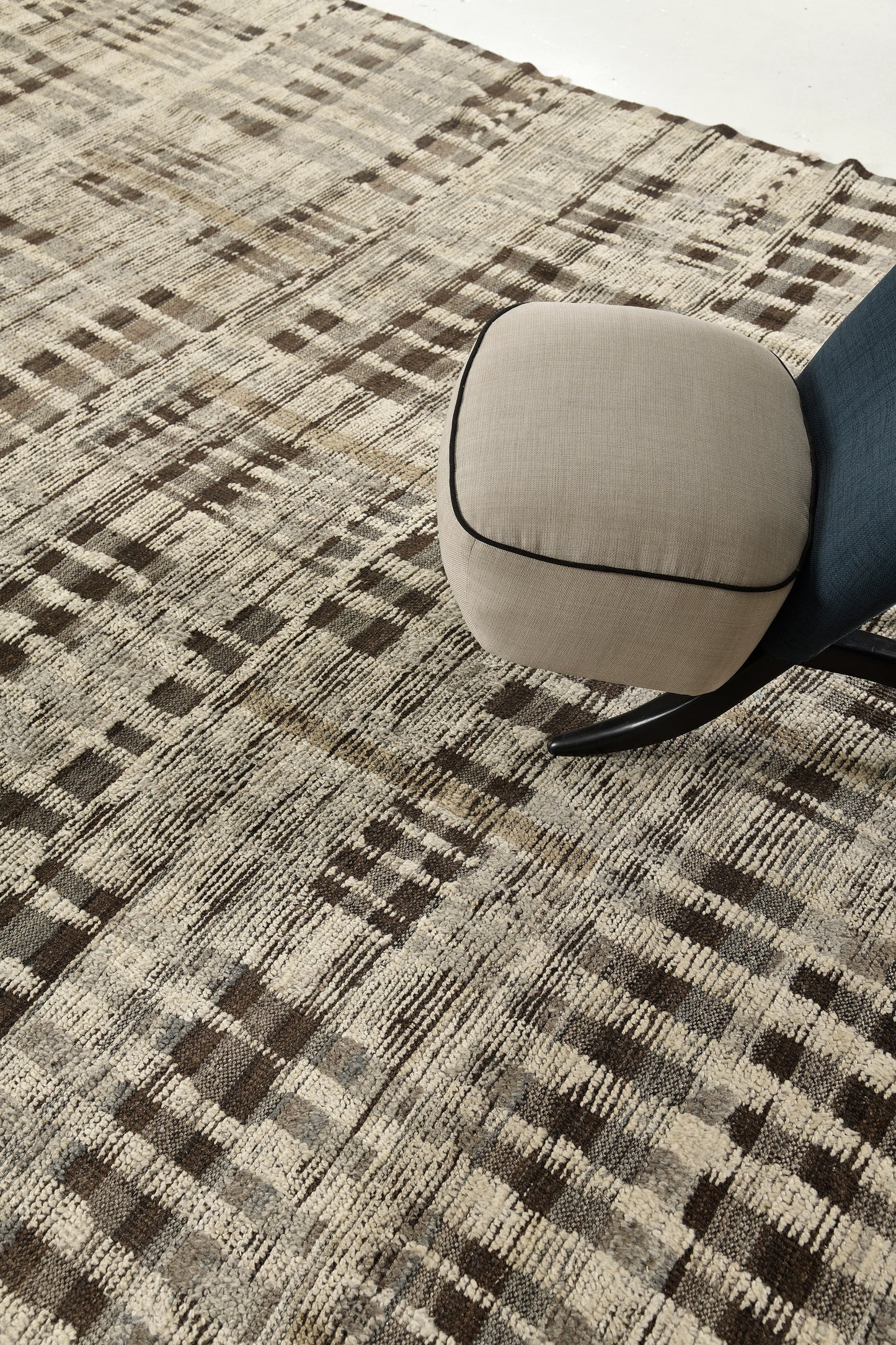 Modern Rug Image 1430 Bacatta, Atlas Collection, Seasons