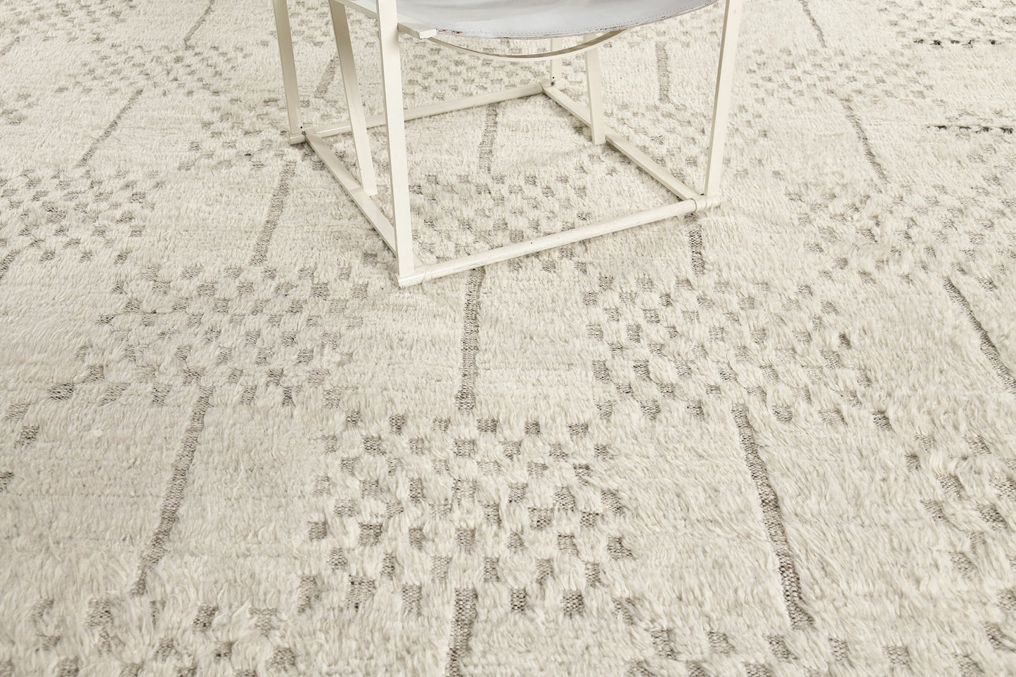 Modern Rug Image 5447 Imlil, Haute Bohemian