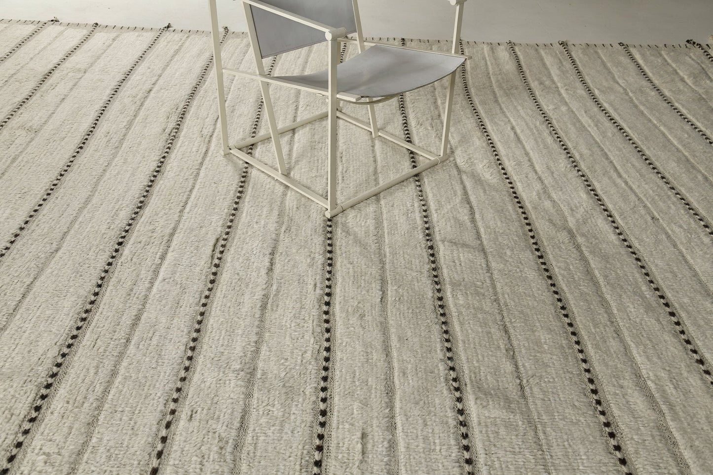 Modern Rug Image 213 Abrolhos, Haute Bohemian