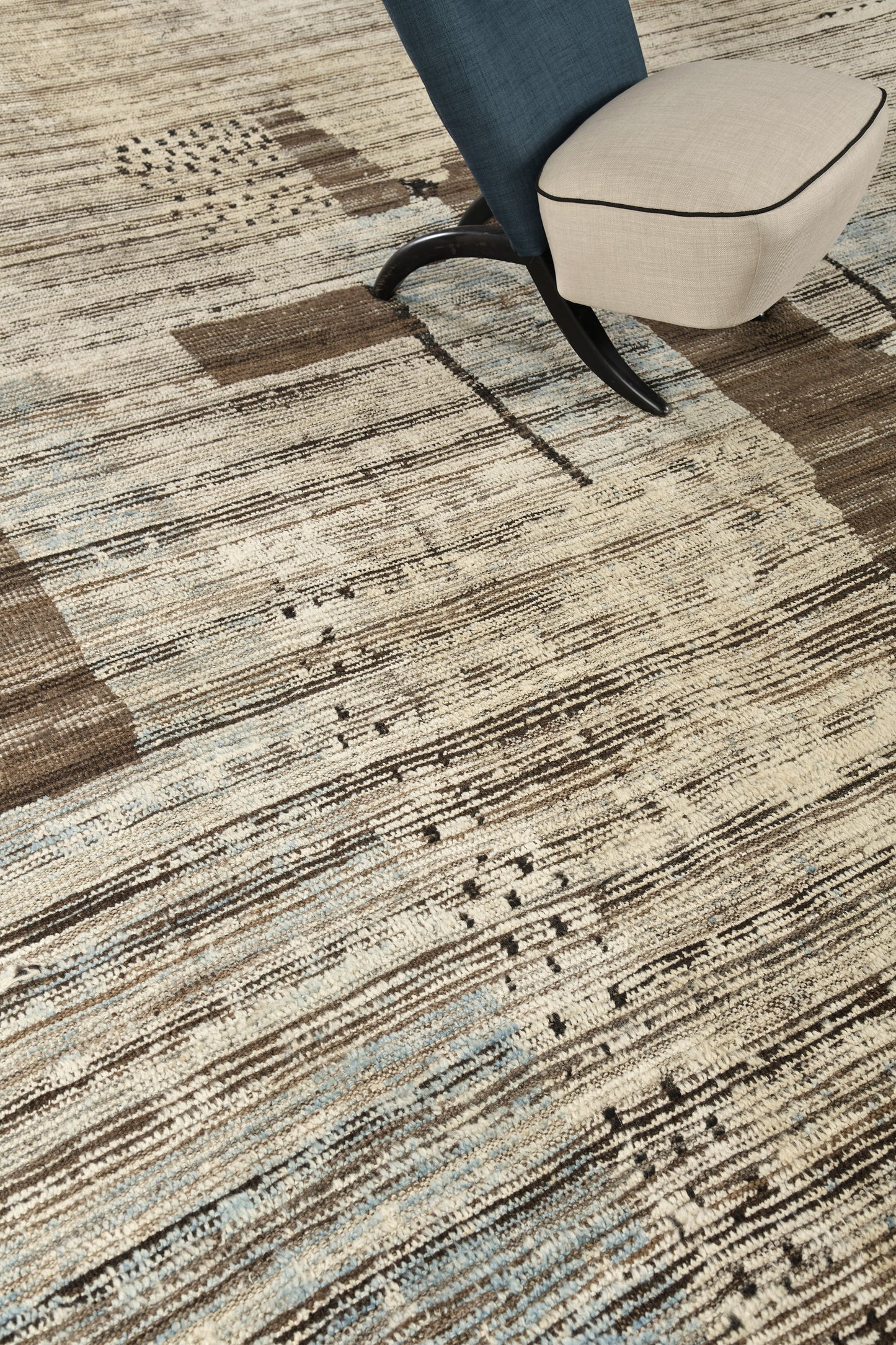 Modern Rug Image 5498 Iriqui, Atlas Collection, Seasons