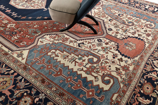 Persian Rug 1911 Antique Persian Serapi 30756