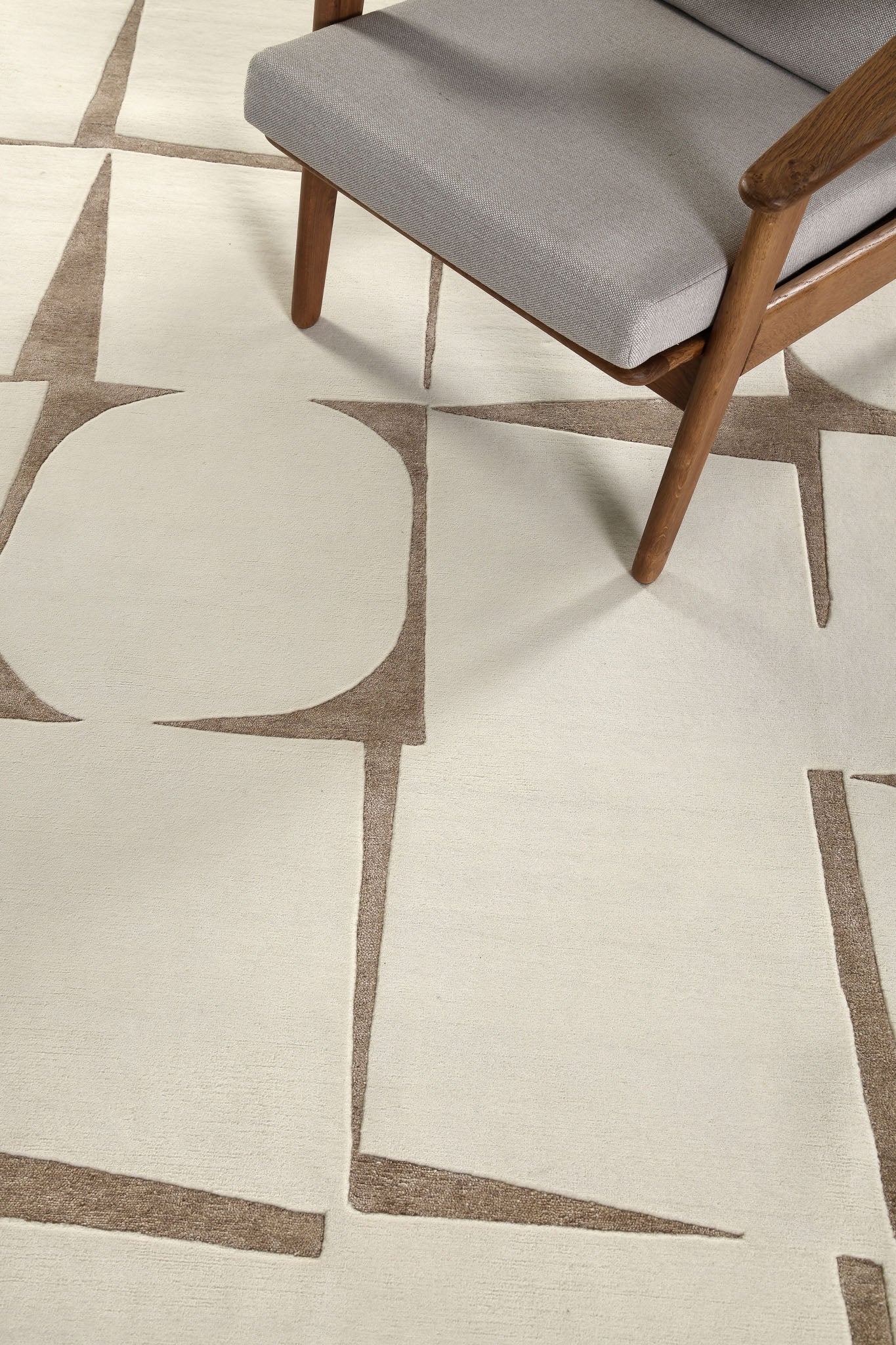 Modern Rug Image 11948 Toccato, Design Rhymes