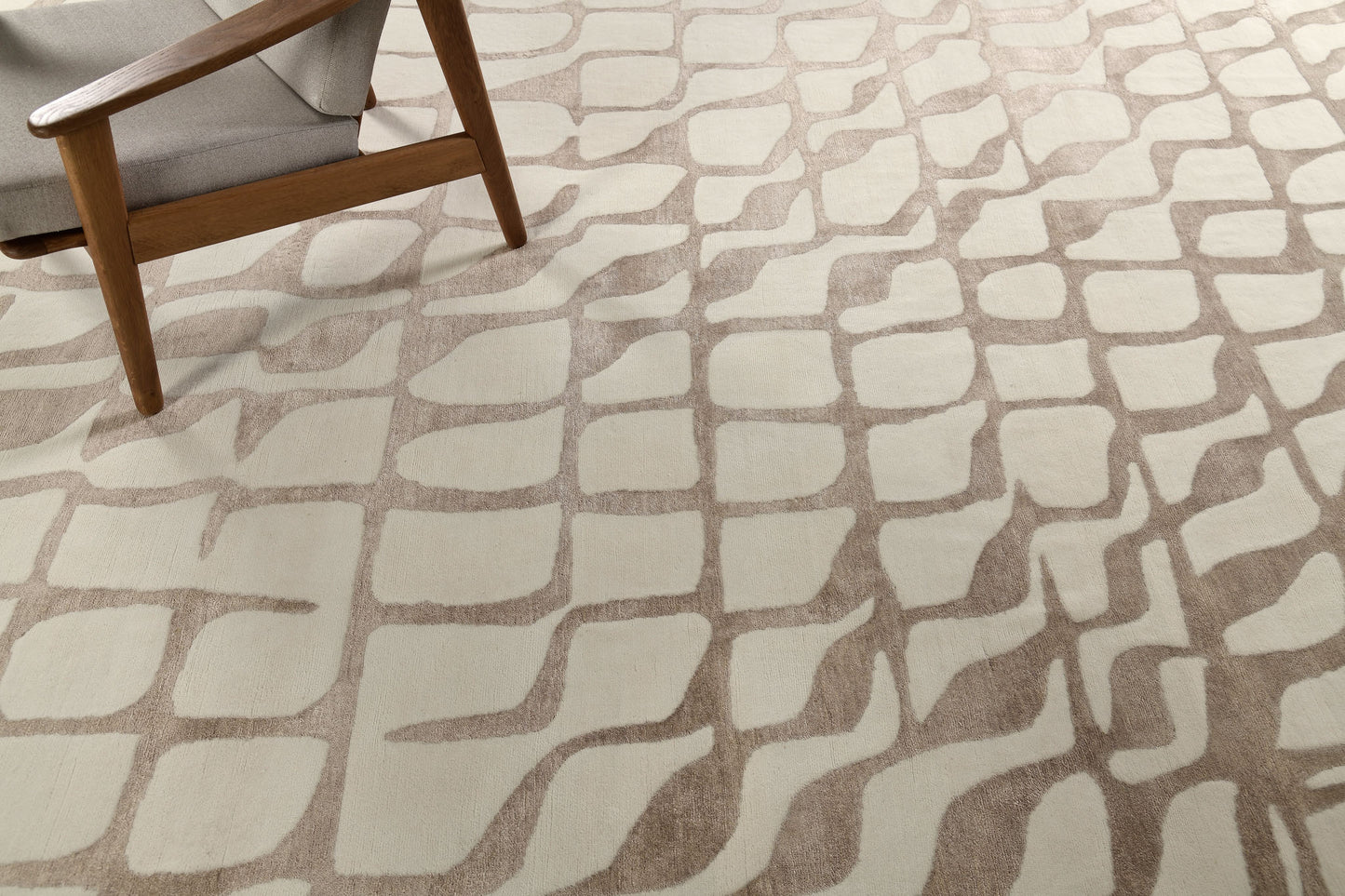 Modern Rug Image 2244 Calacatta, Design Rhymes