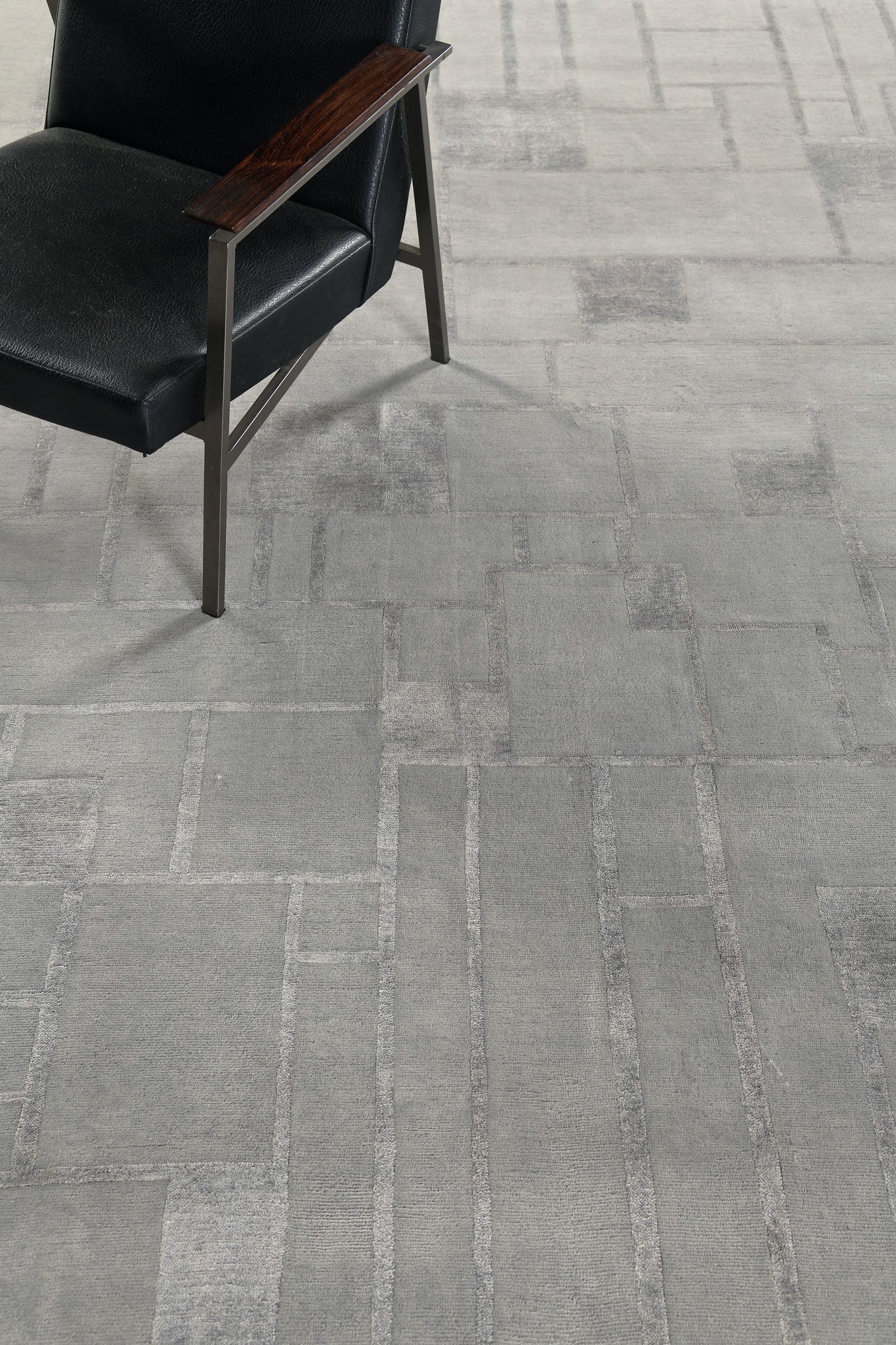 Modern Rug Image 11787 Thassos, Design Rhymes