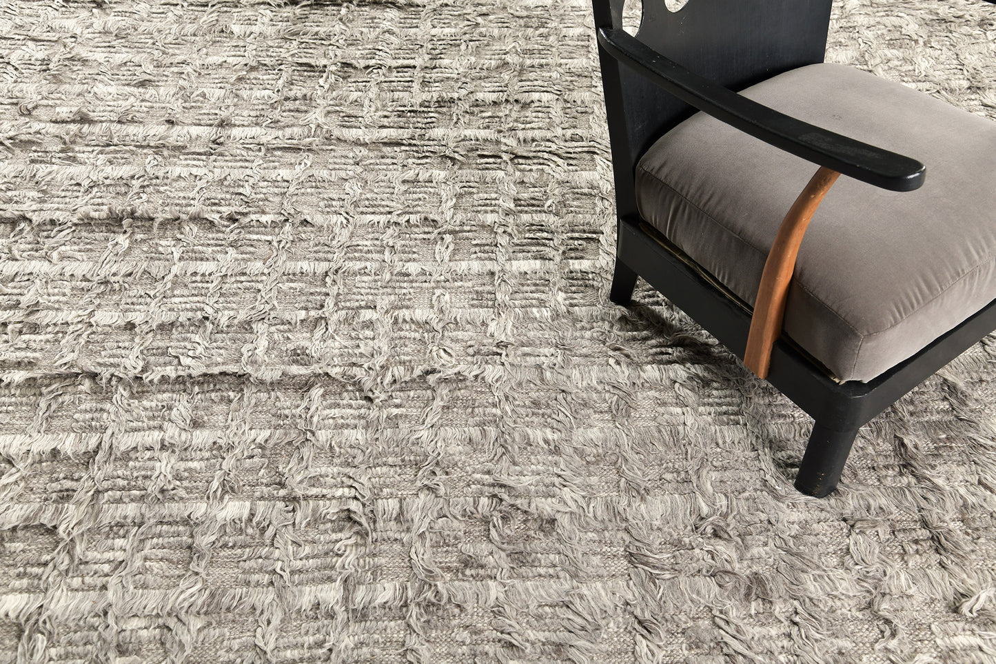 Modern Rug Image 6618 Mani, Sahara Collection