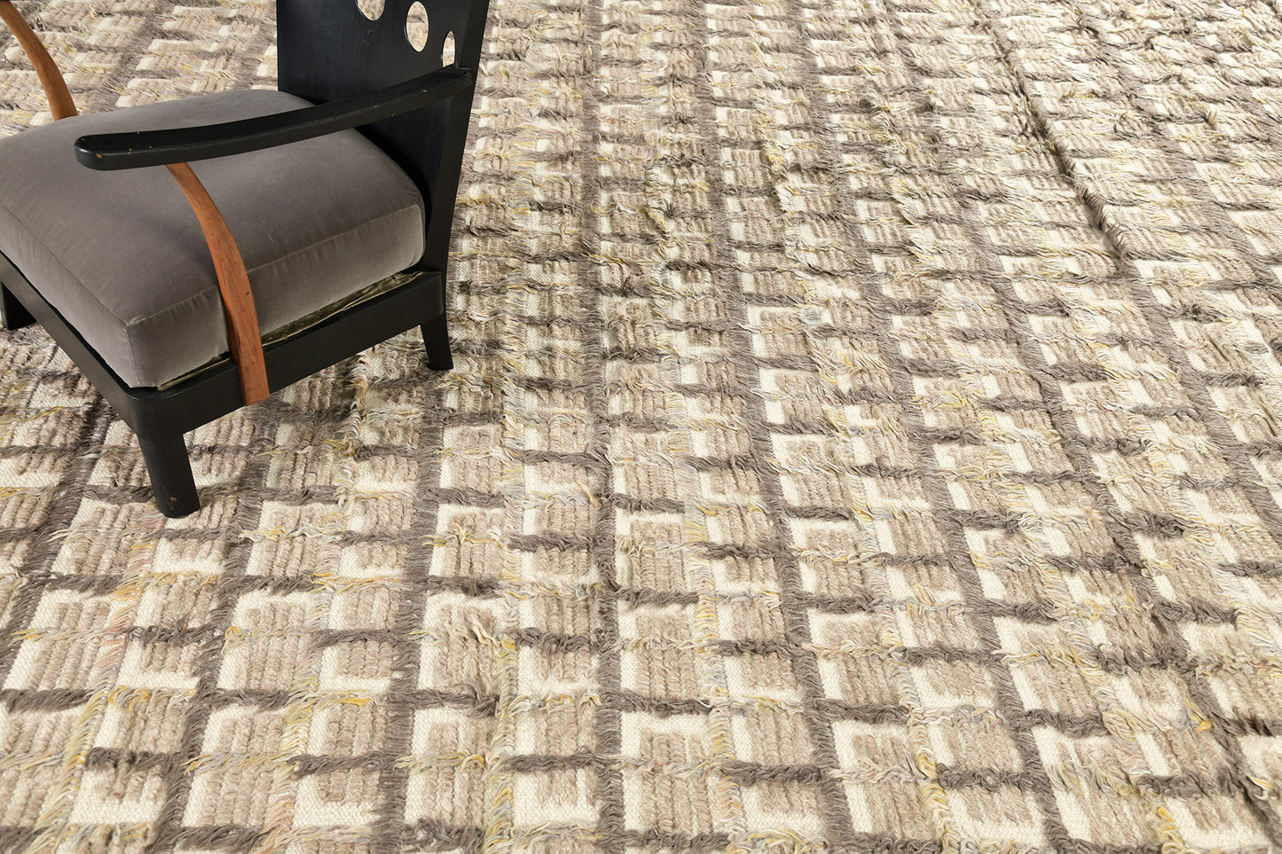 Modern Rug Image 5029 Hanin, Sahara Collection