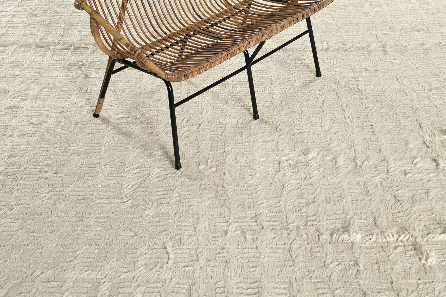 Modern Rug Image 6640 Mani, Sahara Collection