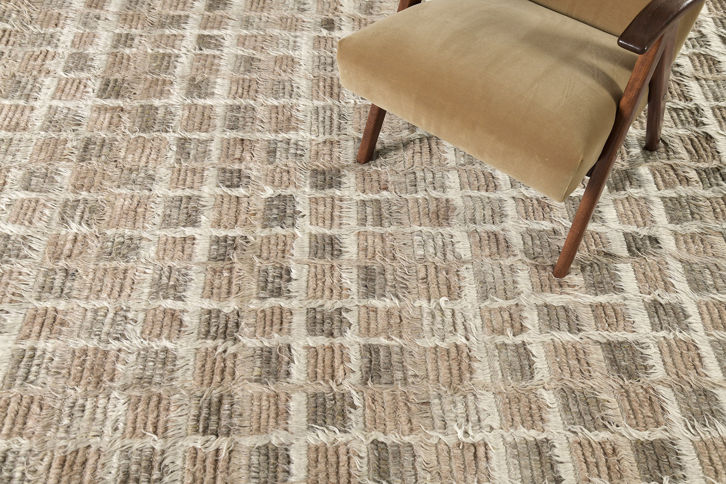 Modern Rug Image 7096 Miha, Sahara Collection