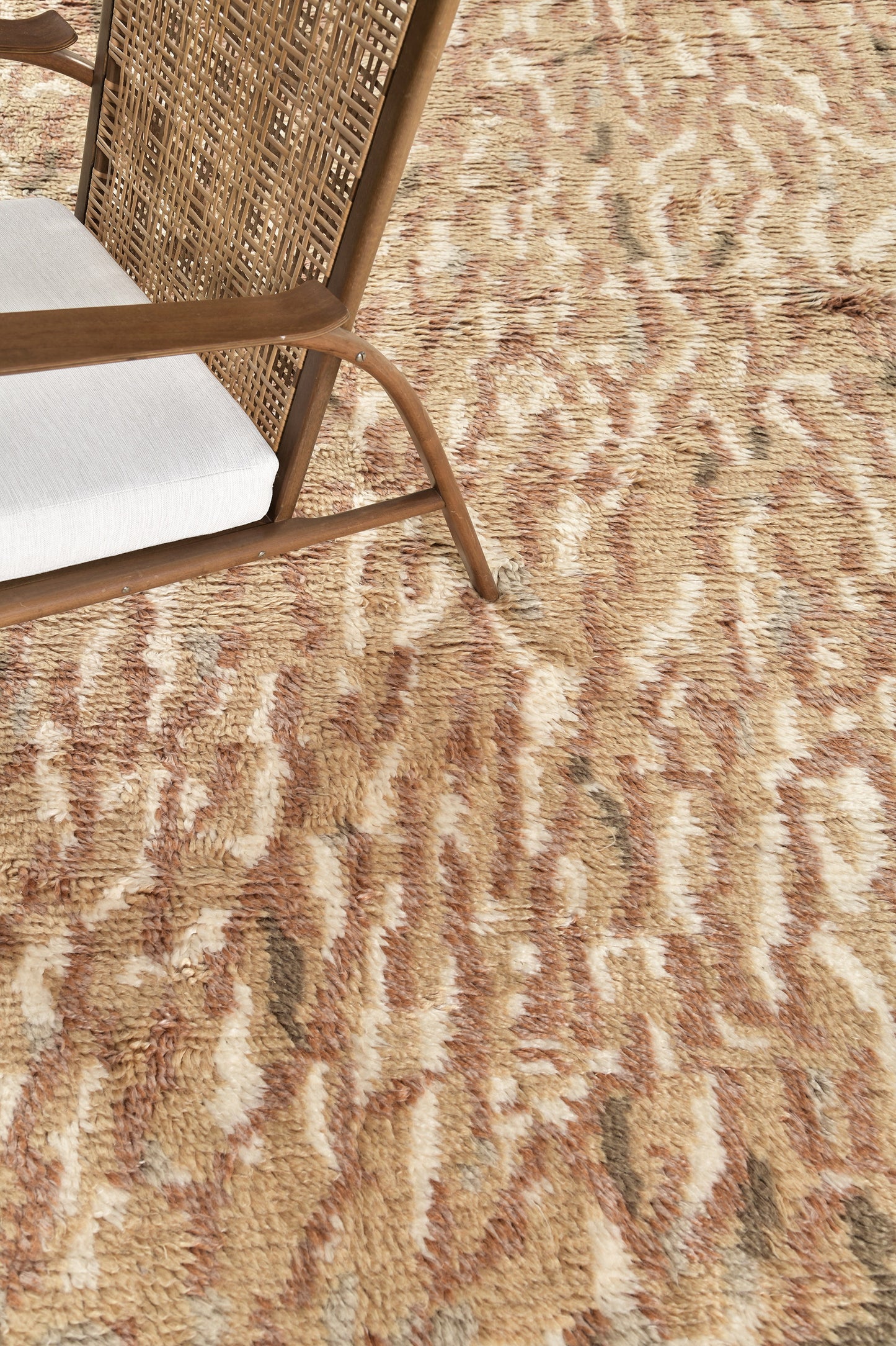 Modern Rug Image 10980 Strada, Oasis Collection