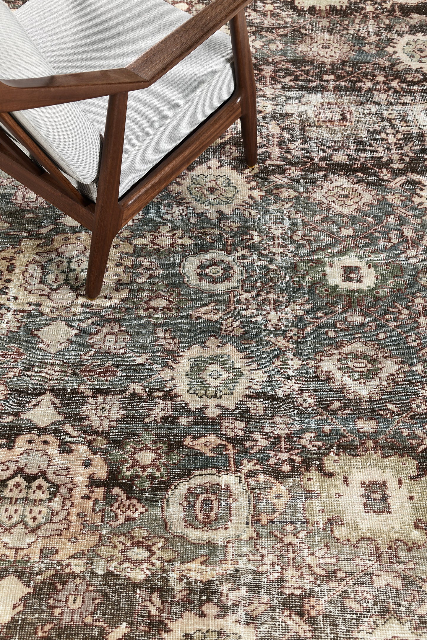 Persian Rug 2045 Antique Persian Sultanabad 30857