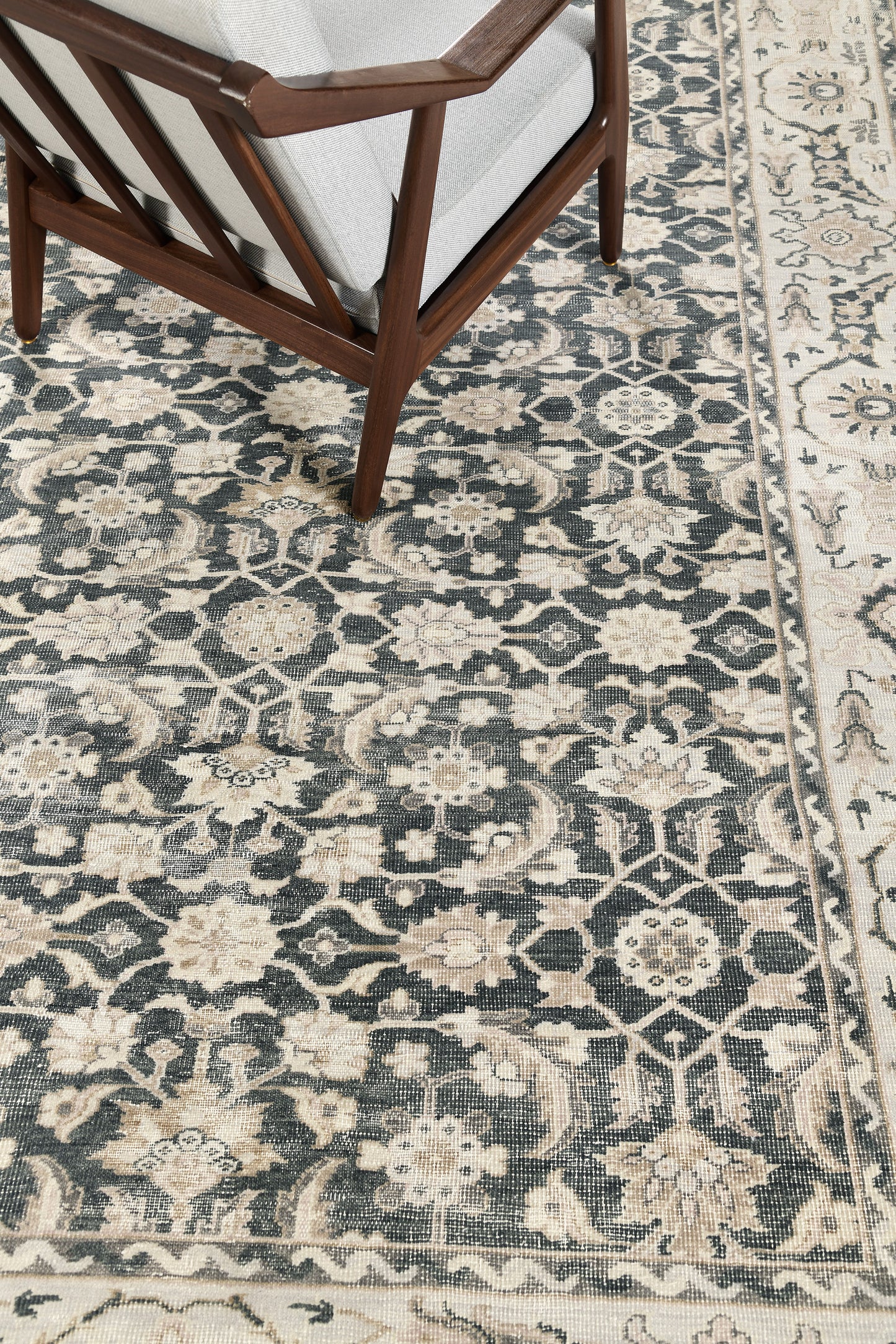 Khosh Hall, Domicile Collection