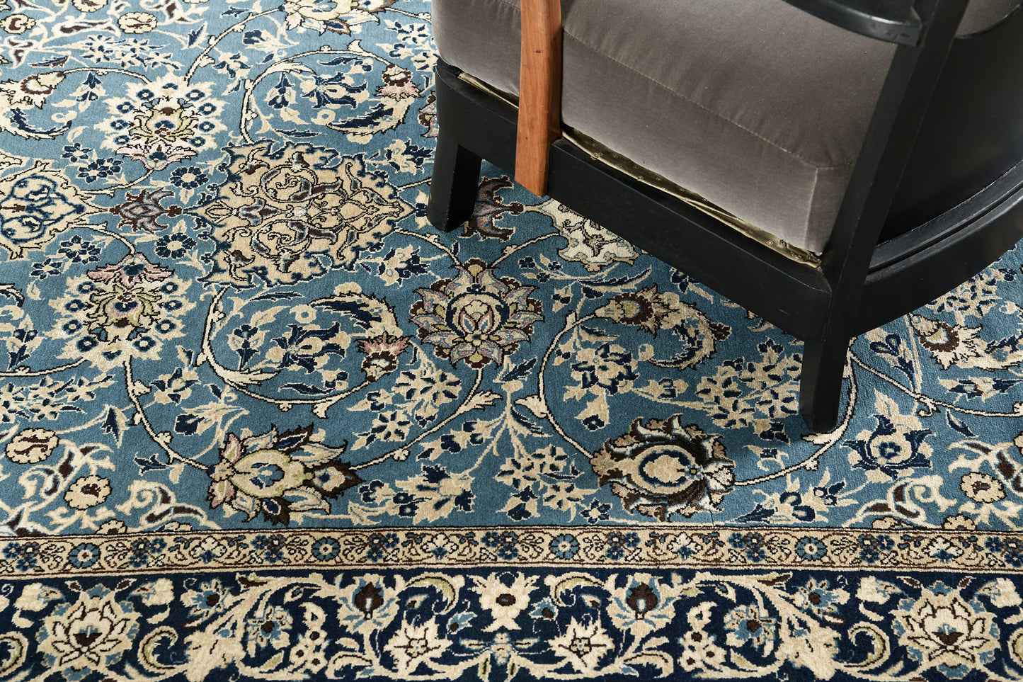 Persian Rug 3037 Persian Qum Rug Wool with Silk Flower