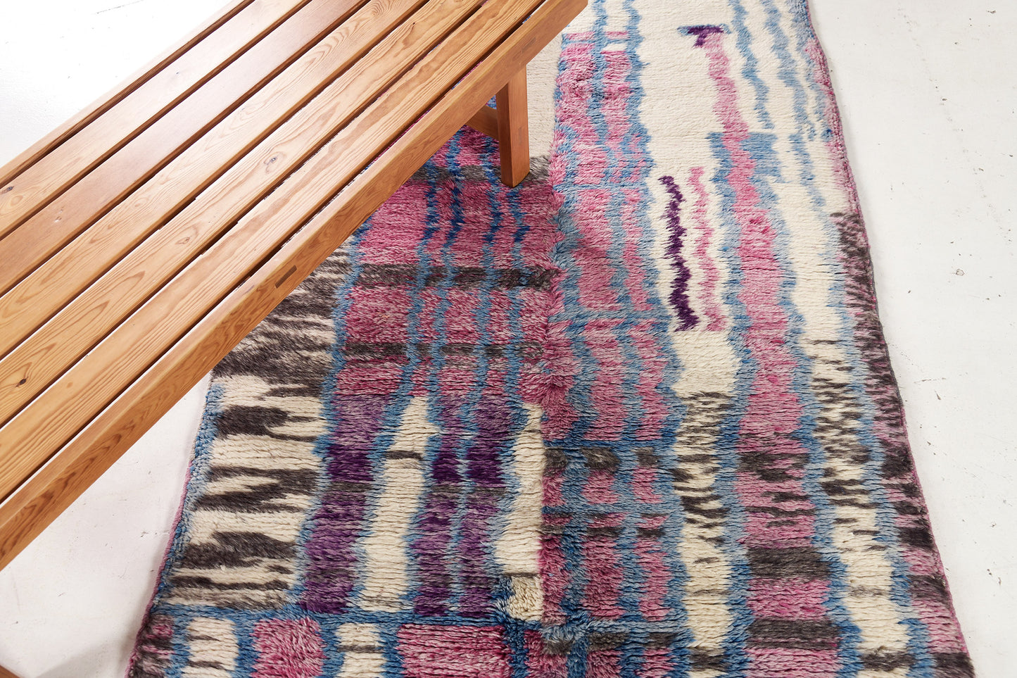 Modern Rug Image 13247 Vintage Moroccan Beni Ourain Tribe Rug