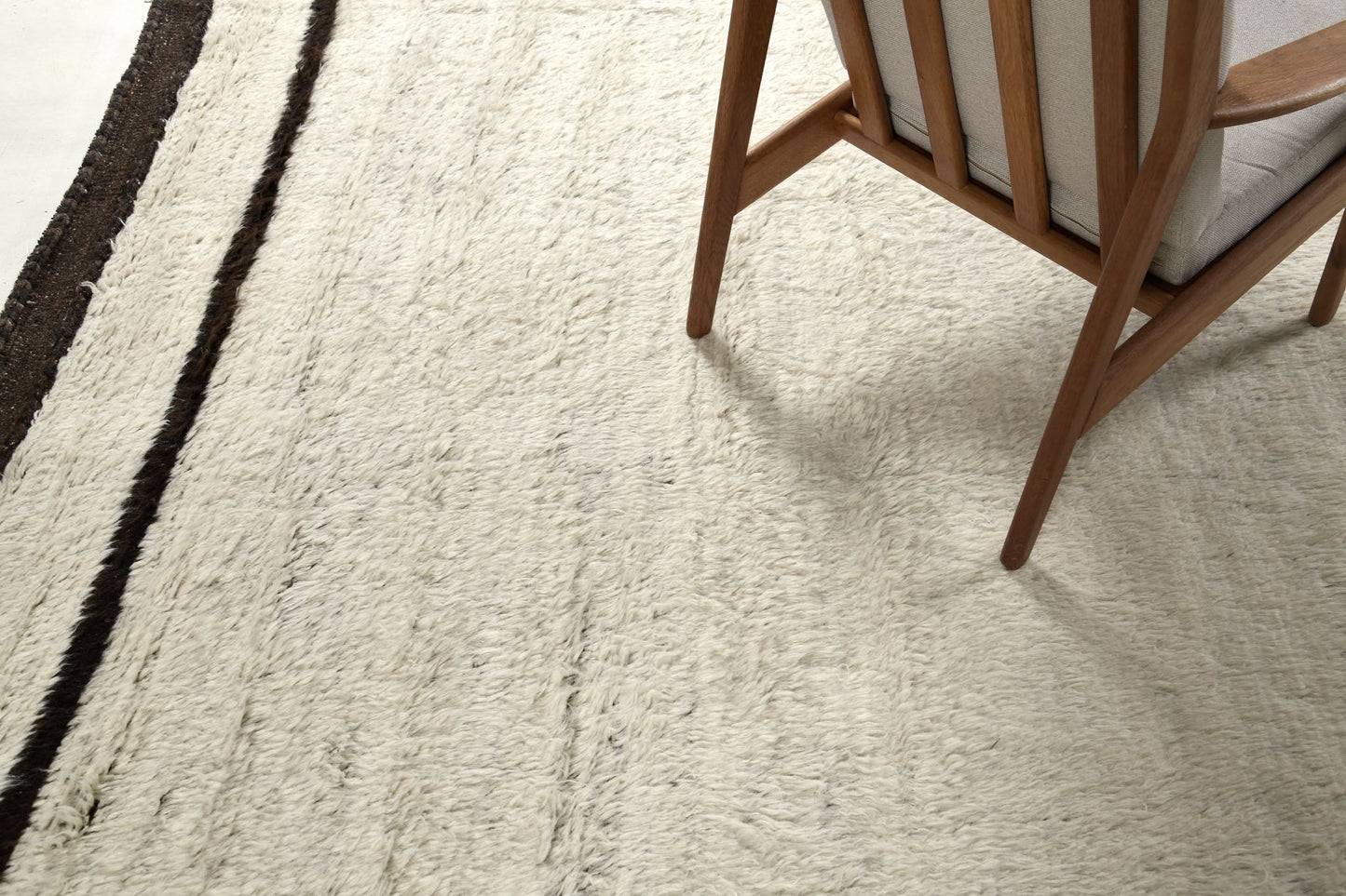 Modern Rug Image 13993 Yarra, Atlas Collection