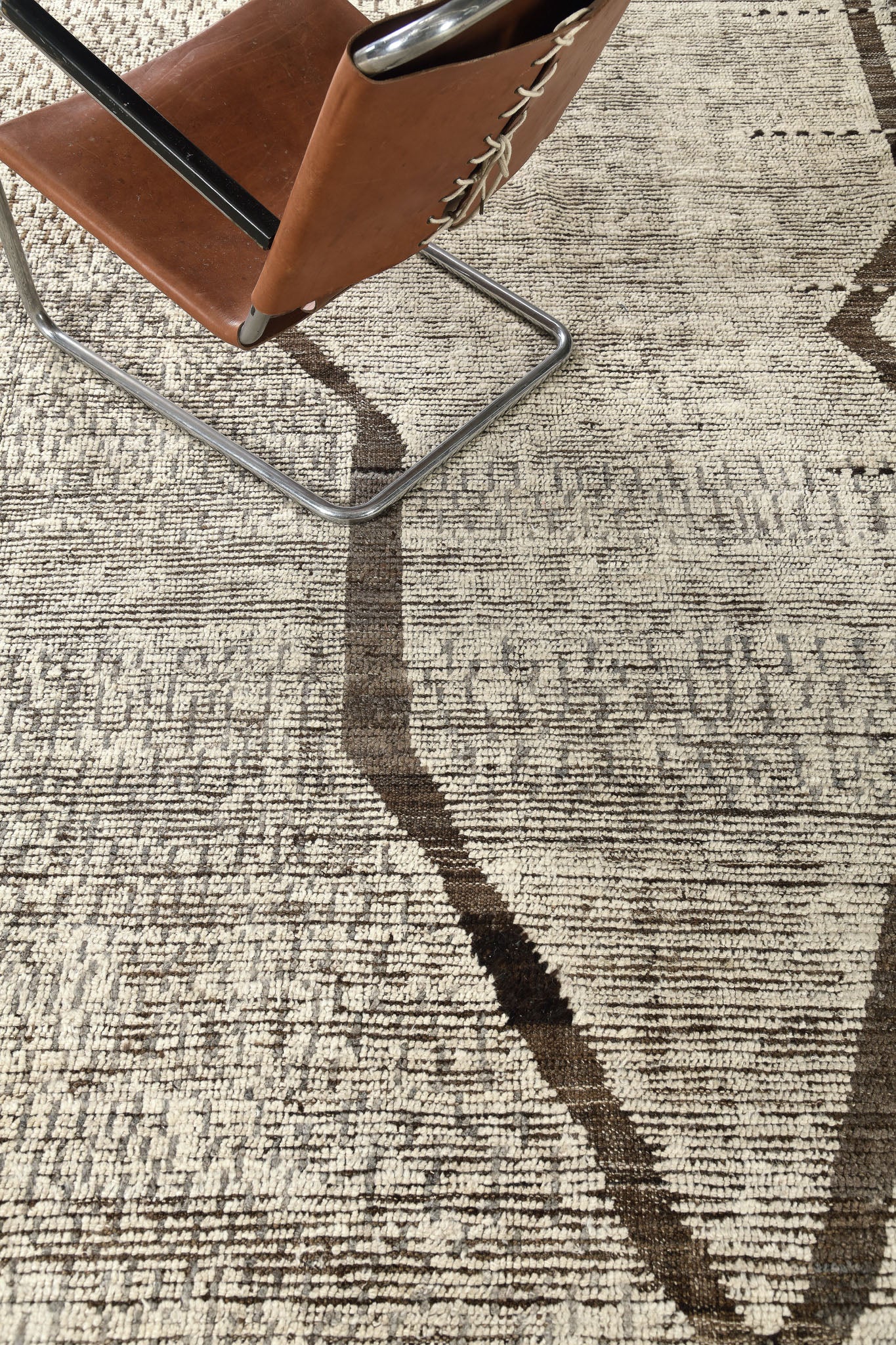 Modern Rug Image 427 Agadir, Atlas Collection