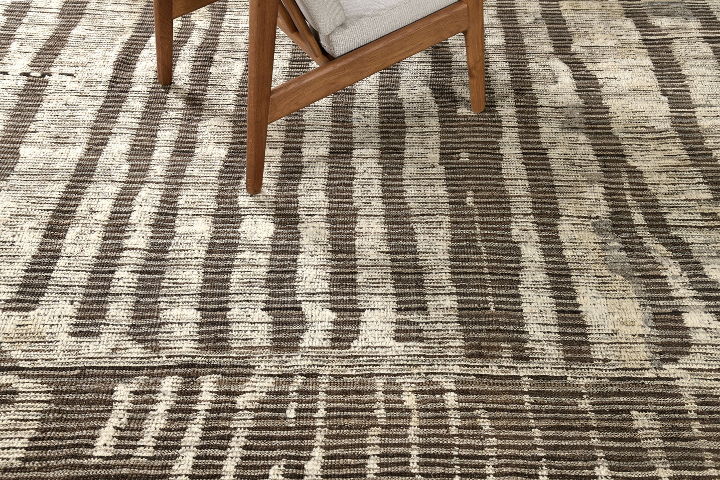 Modern Rug Image 11467 Tamarix, Atlas Collection, Seasons