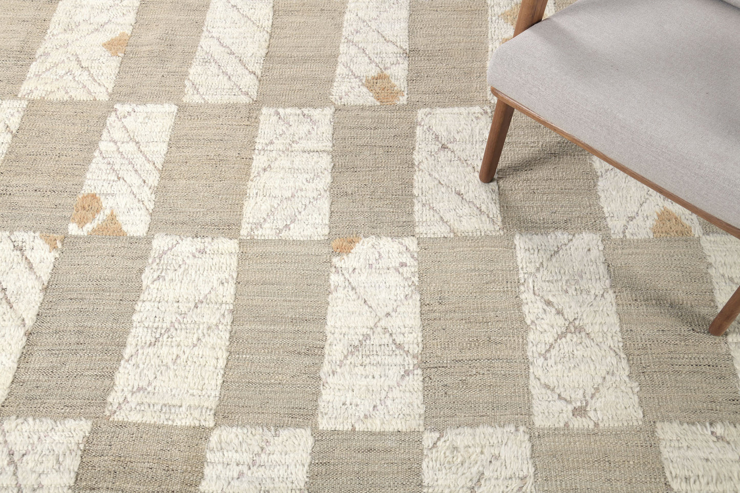Modern Rug Image 11546 Tavret, Nomad Collection