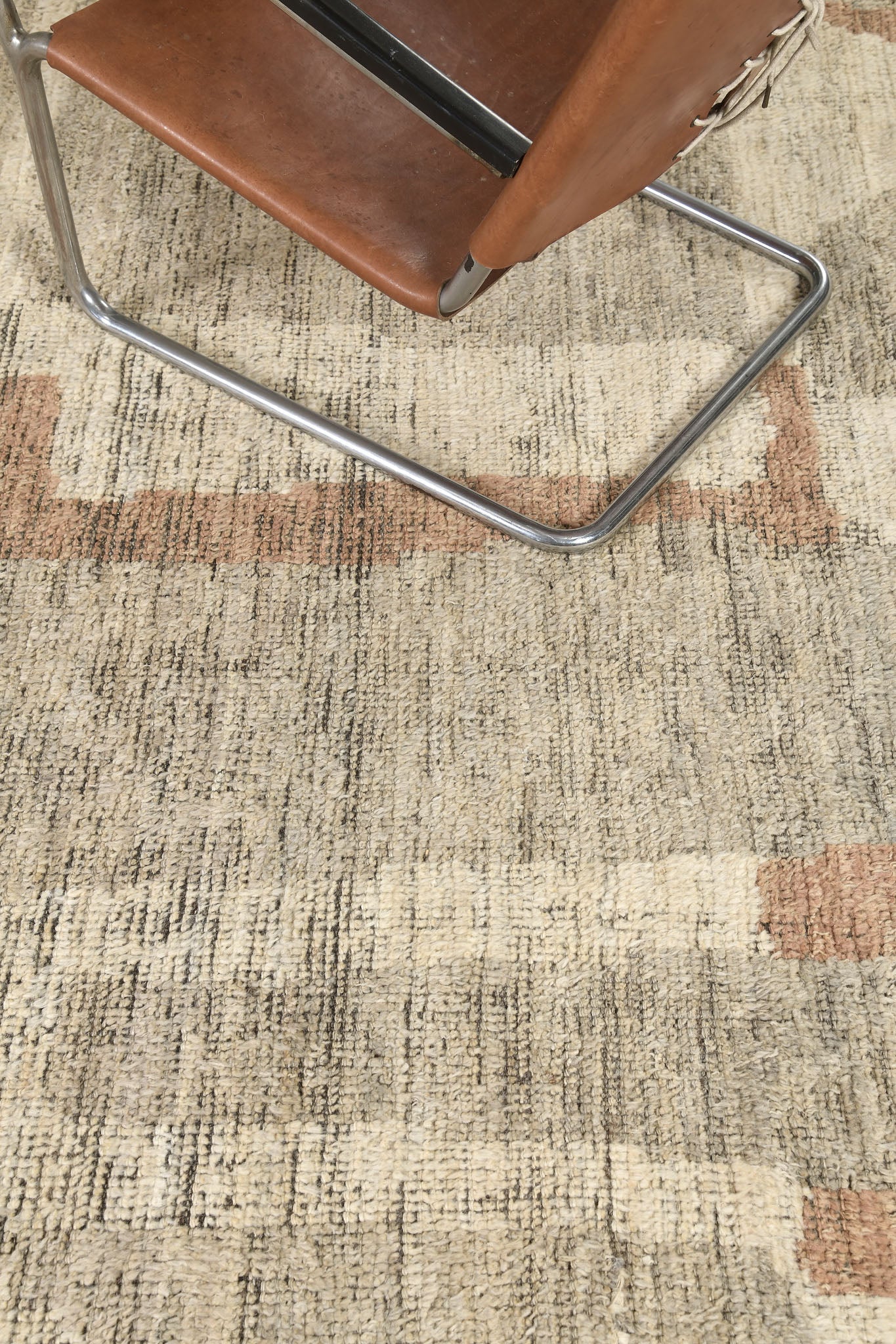 Modern Rug Image 6075 Ksour, Atlas Collection