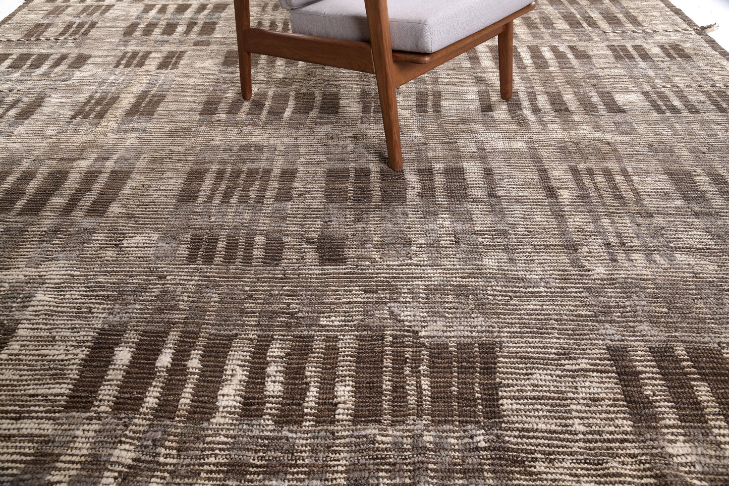 Modern Rug Image 1437 Bacatta, Atlas Collection, Seasons