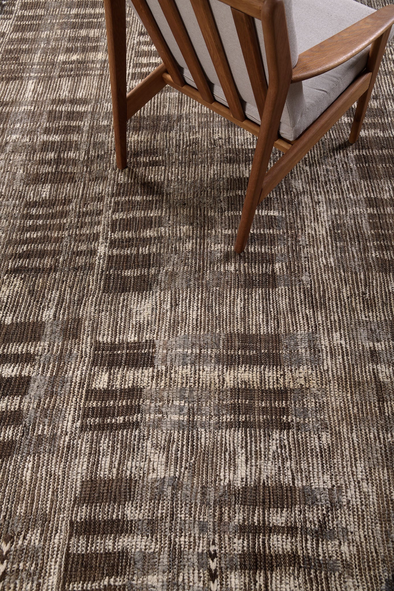 Modern Rug Image 1438 Bacatta, Atlas Collection, Seasons