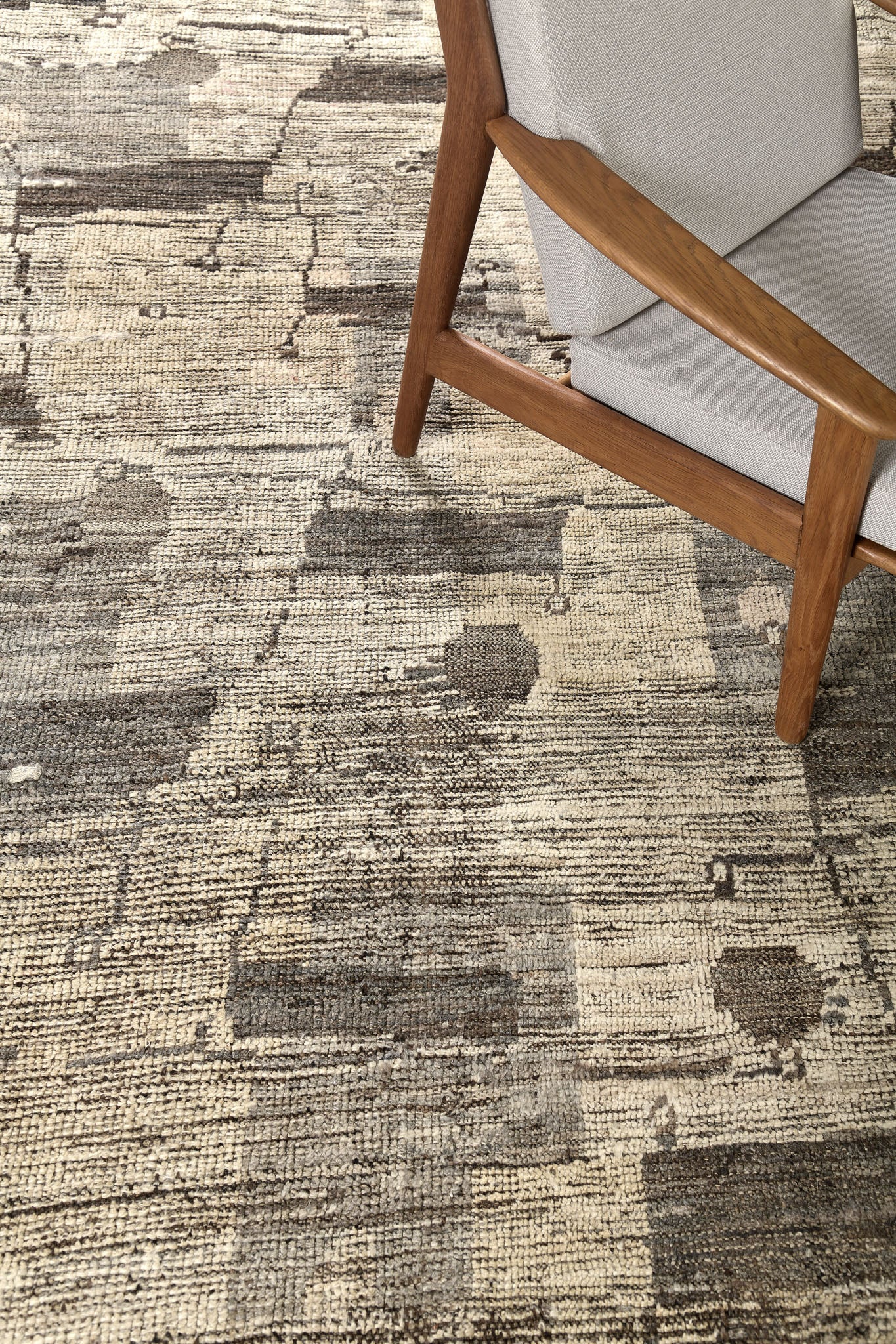 Modern Rug Image 14140 Zeki, Kust Collection, Seasons