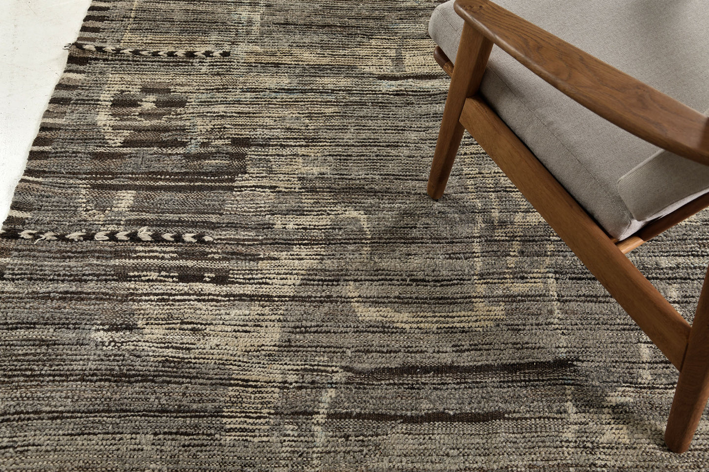 Modern Rug Image 6997 Meliska, Atlas Collection, Seasons