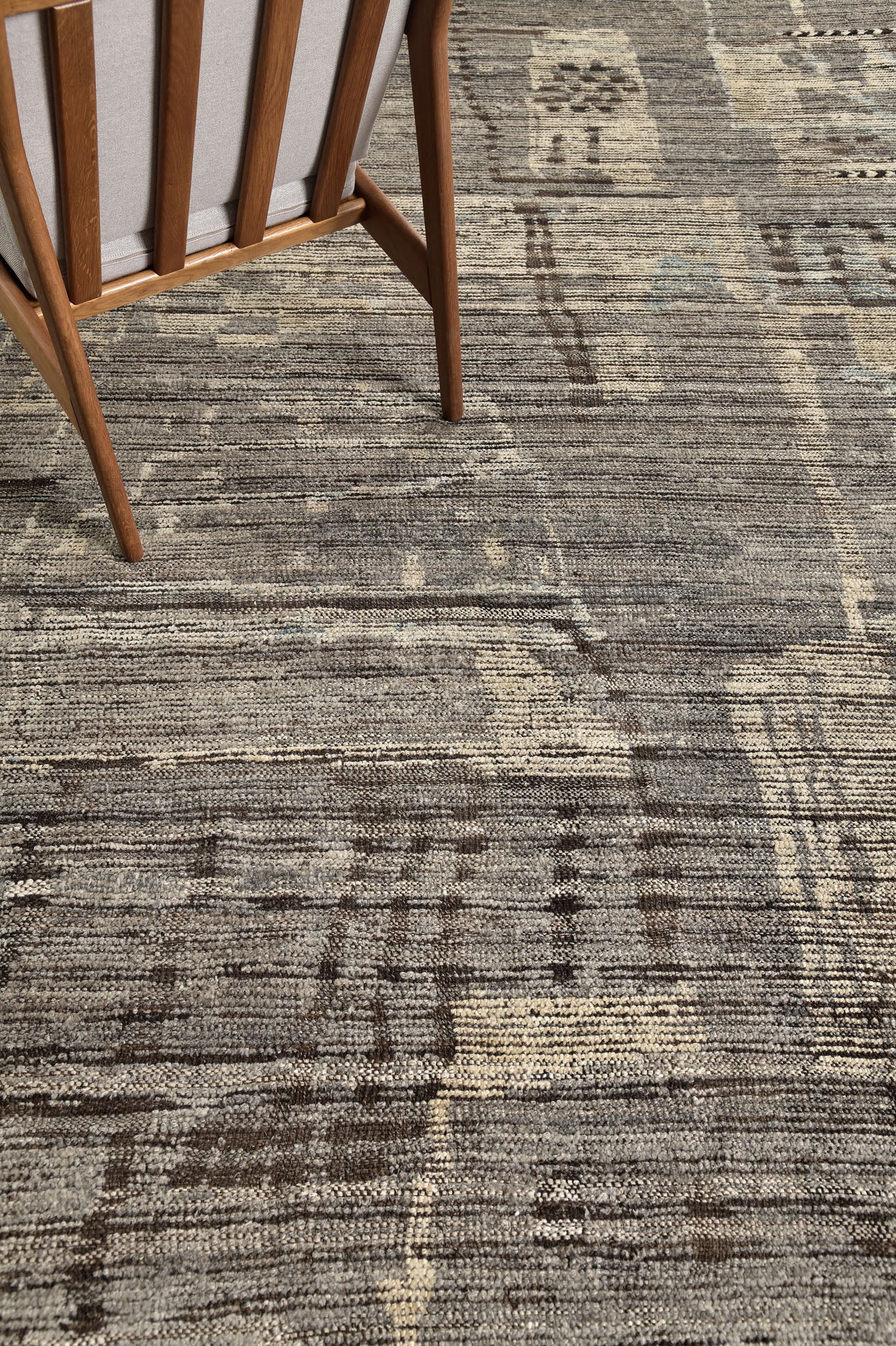 Modern Rug Image 6995 Meliska, Atlas Collection, Seasons