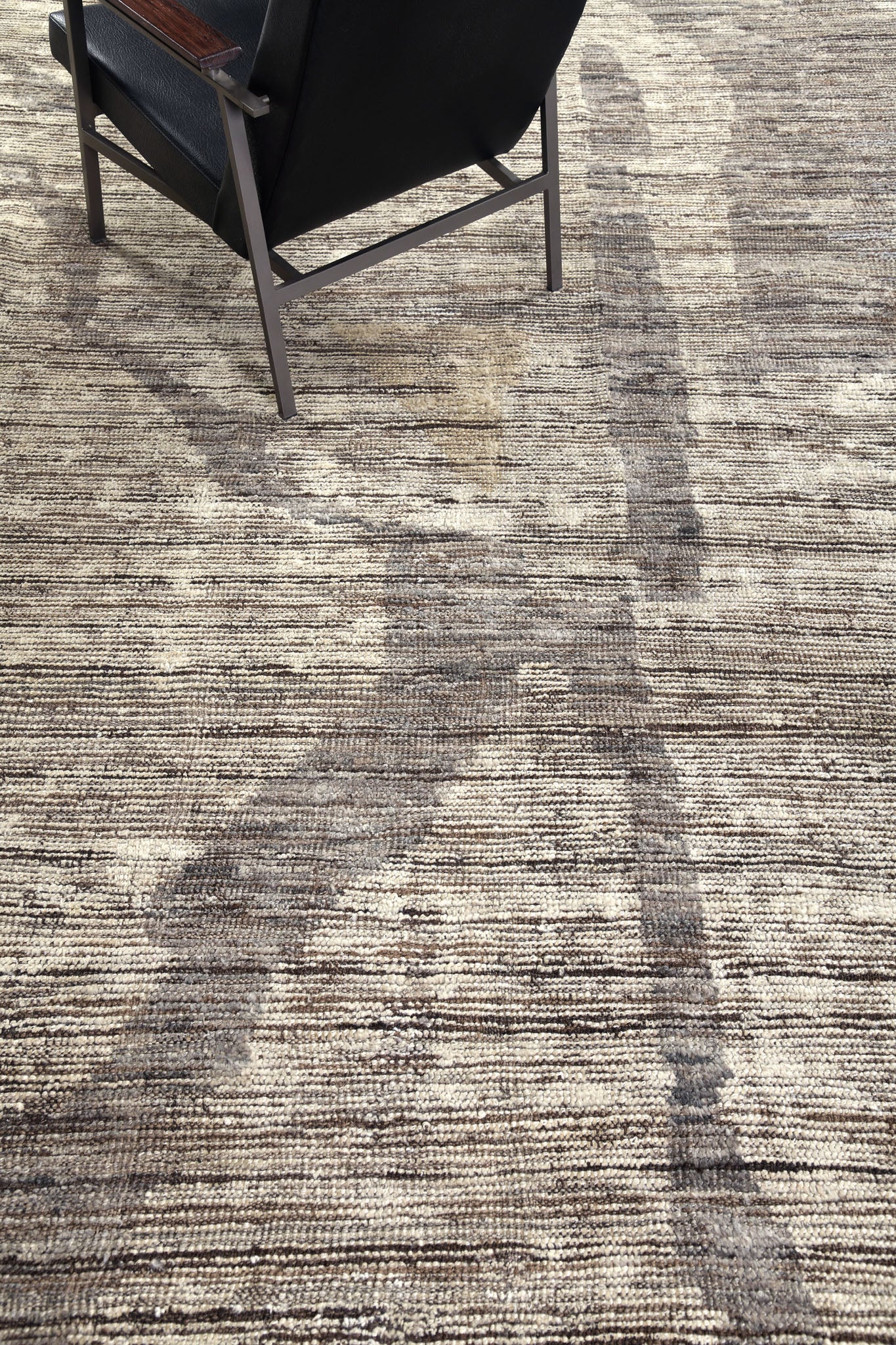 Modern Rug Image 10290 Sittima, Atlas Collection, Seasons