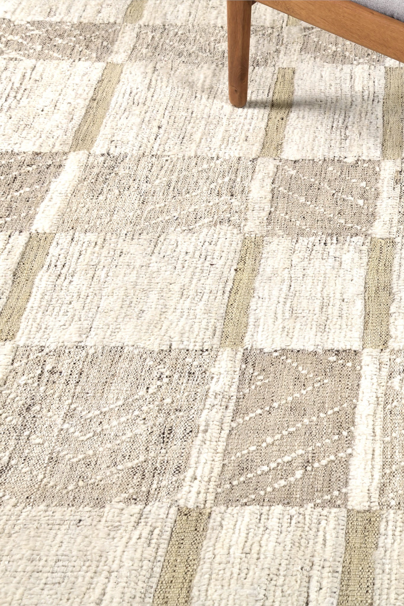 Modern Rug Image 11562 Tavsot, Nomad Collection