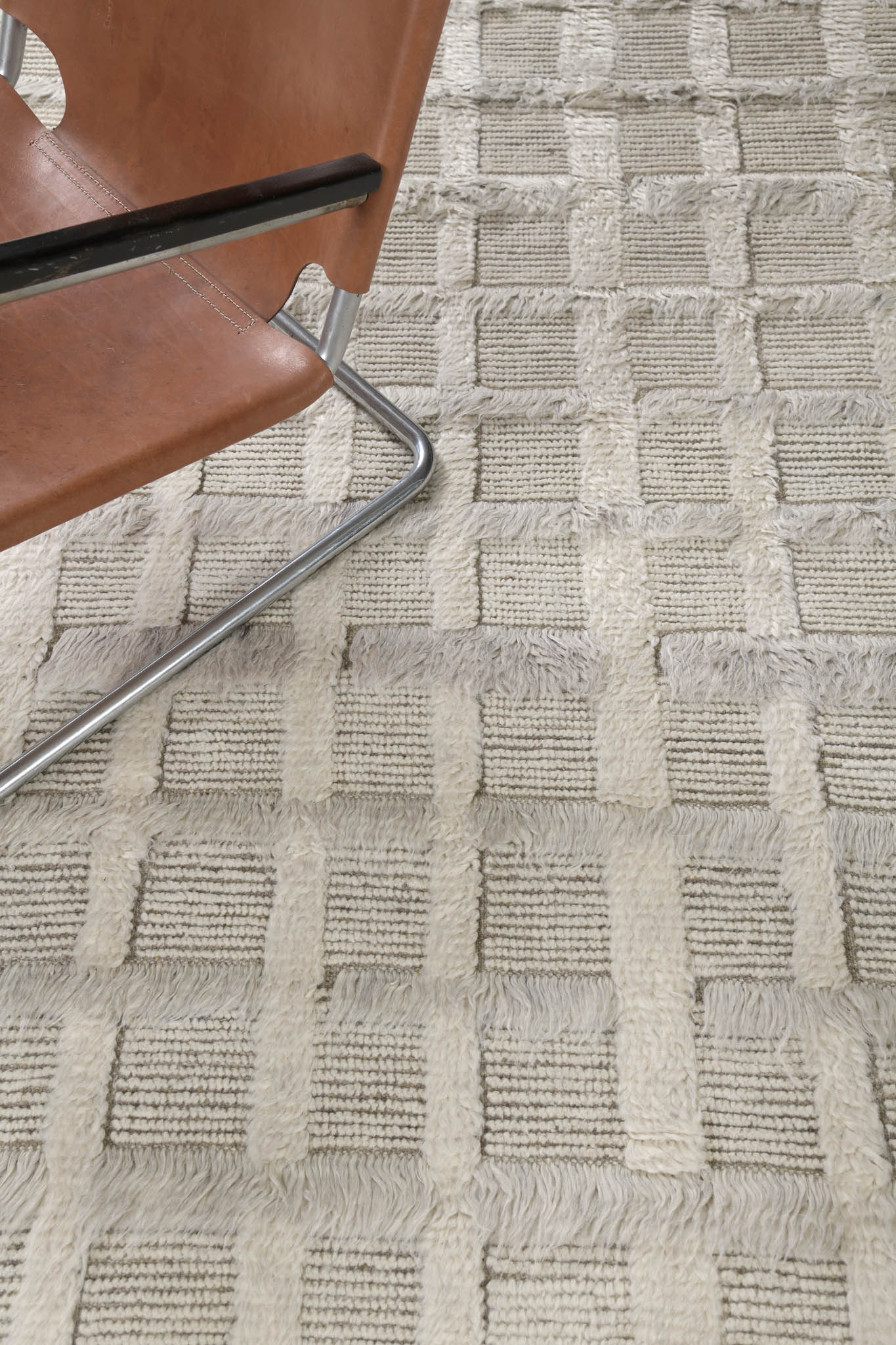 Modern Rug Image 10928 Stork, Sandpiper Collection