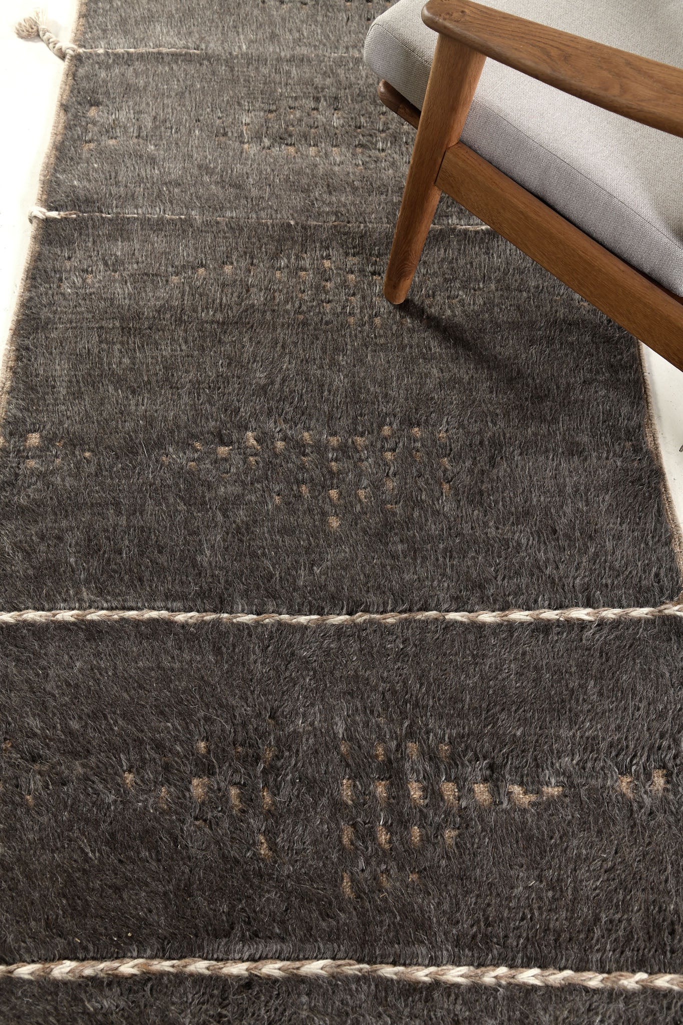 Modern Rug Image 10767 Spoonbill Runner, Sandpiper Collection