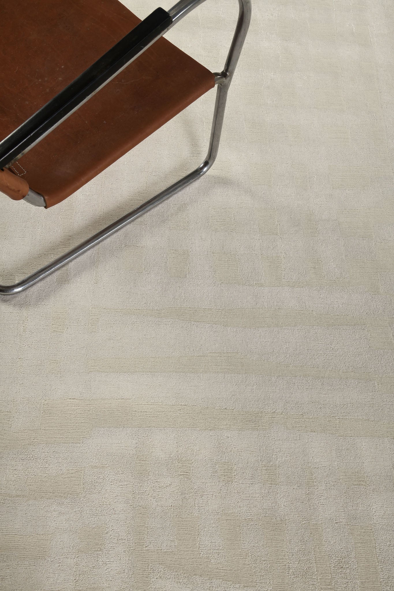 Modern Rug Image 2924 Due Volte, Design Rhymes