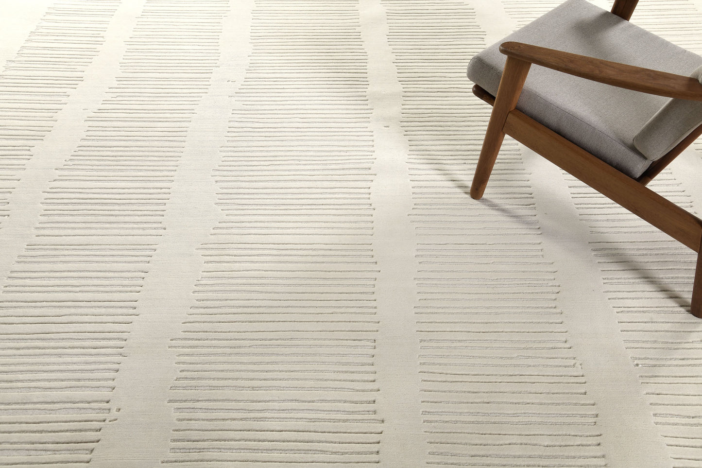 Modern Rug Image 2350 Camino, Design Rhymes