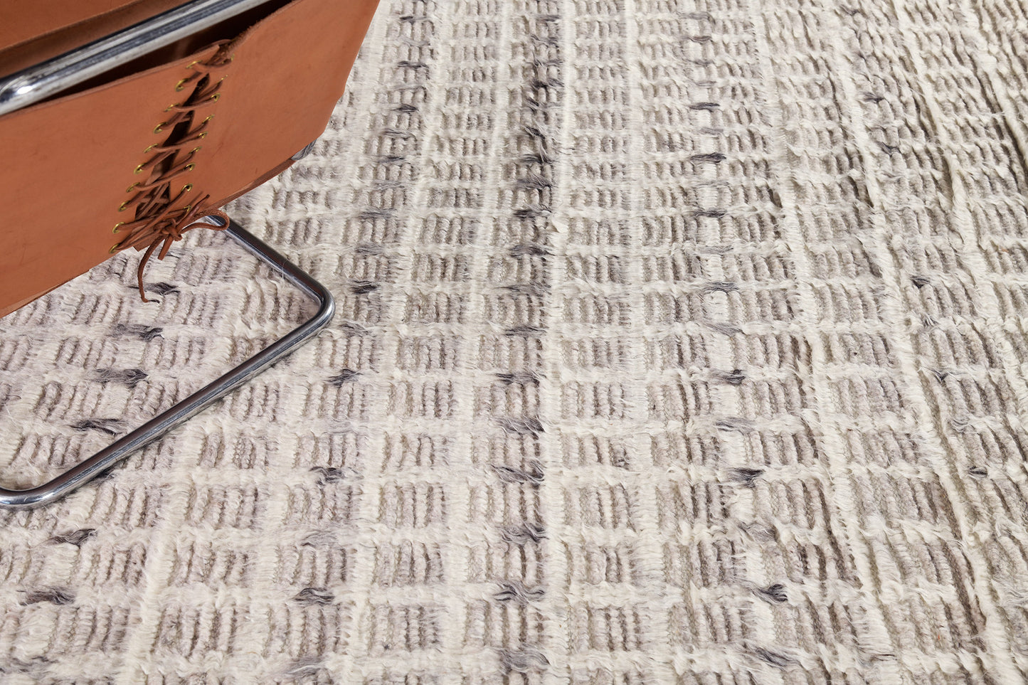 Modern Rug Image 911 Amihan, Sahara Collection