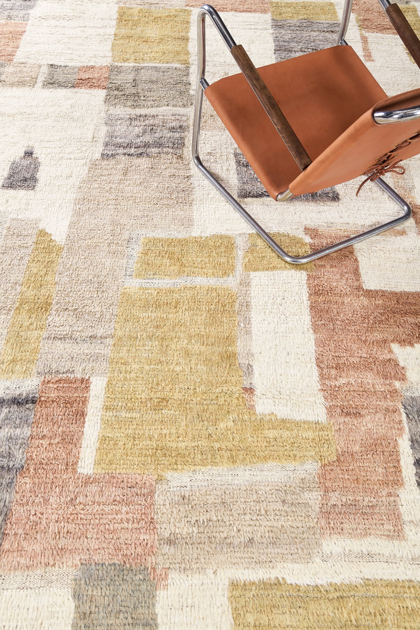 Modern Rug Image 8456 Myza, Atlas Collection