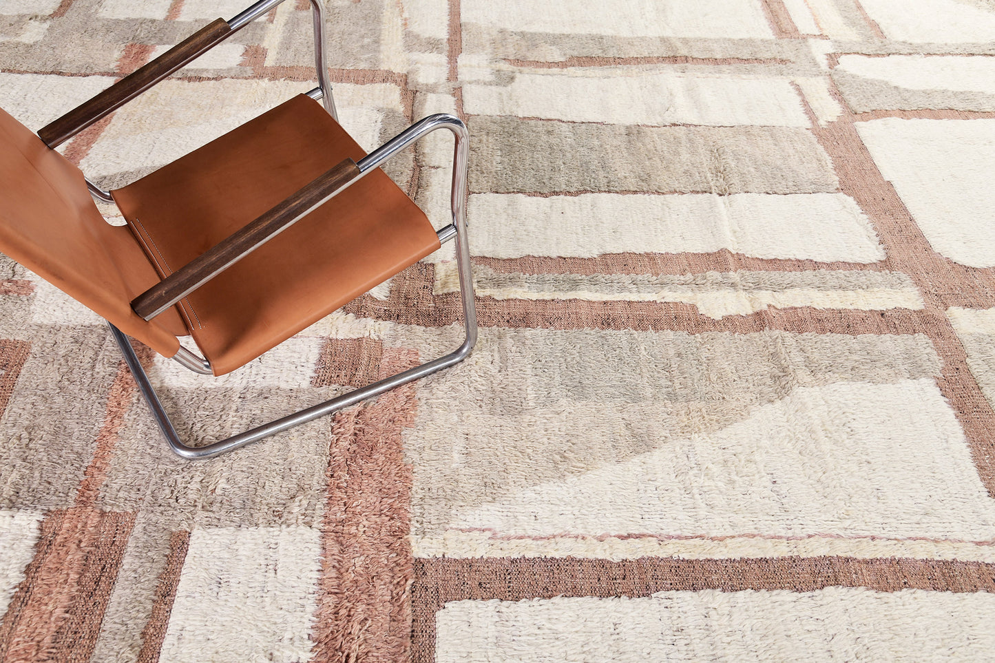 Modern Rug Image 1333 Aziza, Atlas Collection