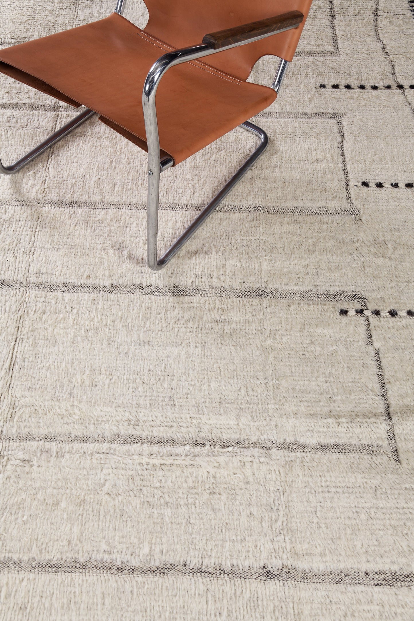 Modern Rug Image 2588 Cierzo, Haute Bohemian Collection