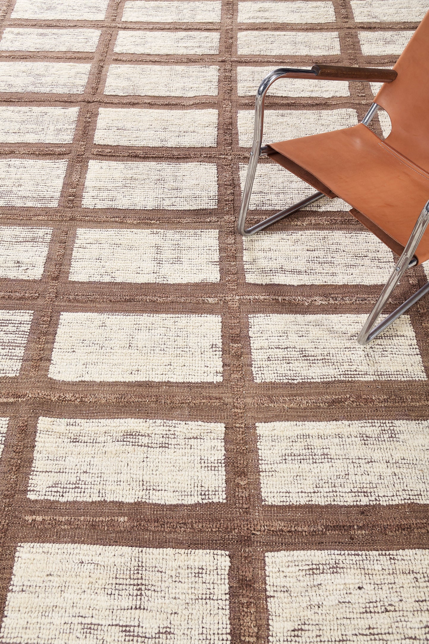 Modern Rug Image 9450 Rababi, Haute Bohemian Collection
