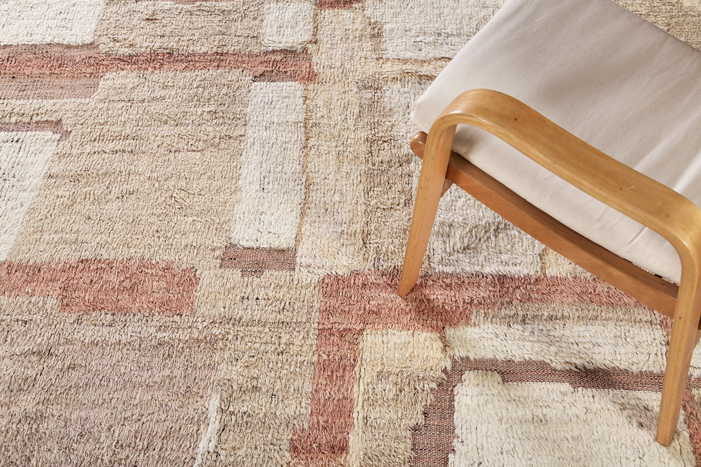 Modern Rug Image 1339 Aziza, Atlas Collection