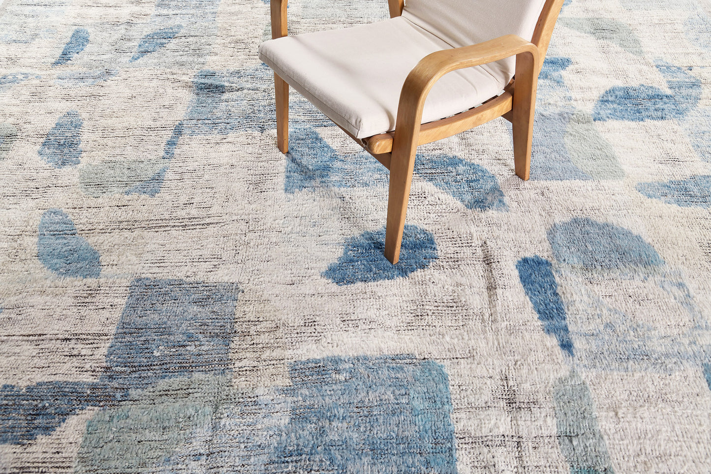 Modern Rug Image 6709 Mavimavi, Kust Collection, Seasons