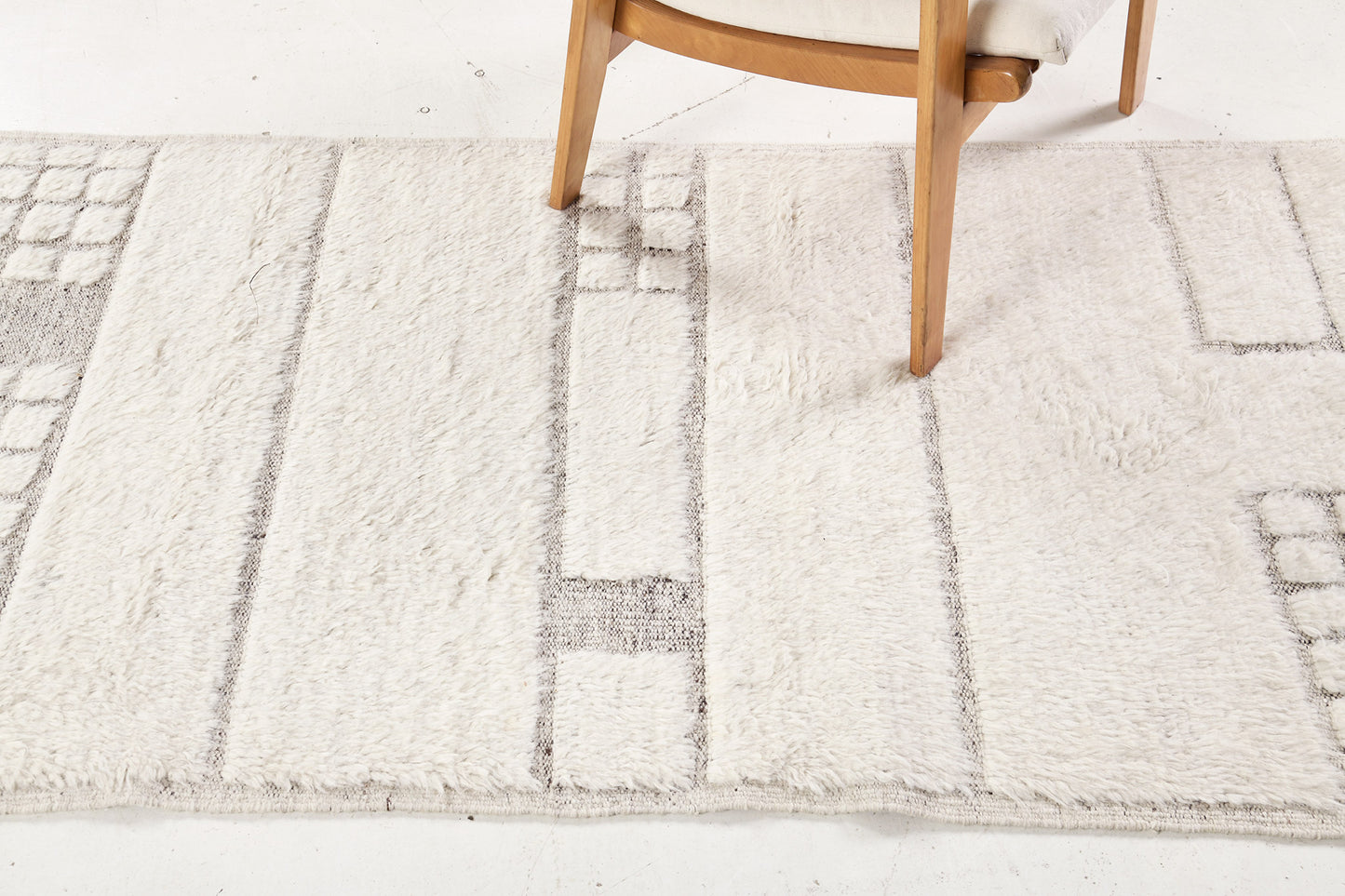Modern Rug Image 5848 Katabatic Runner, Haute Bohemian Collection